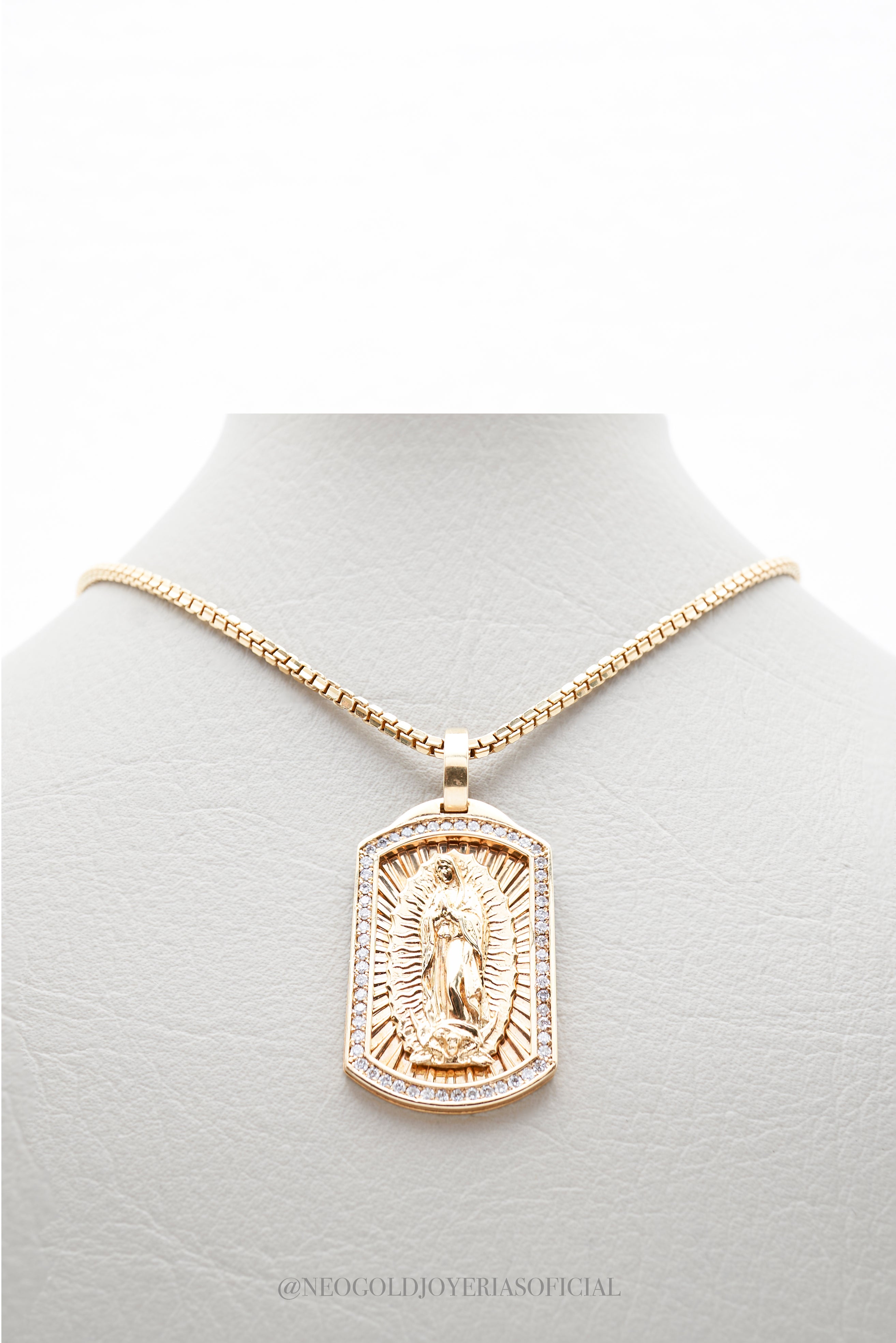 DIJE PLACA VIRGEN GUADALUPE OA/ DIAMANTES - REF 07743