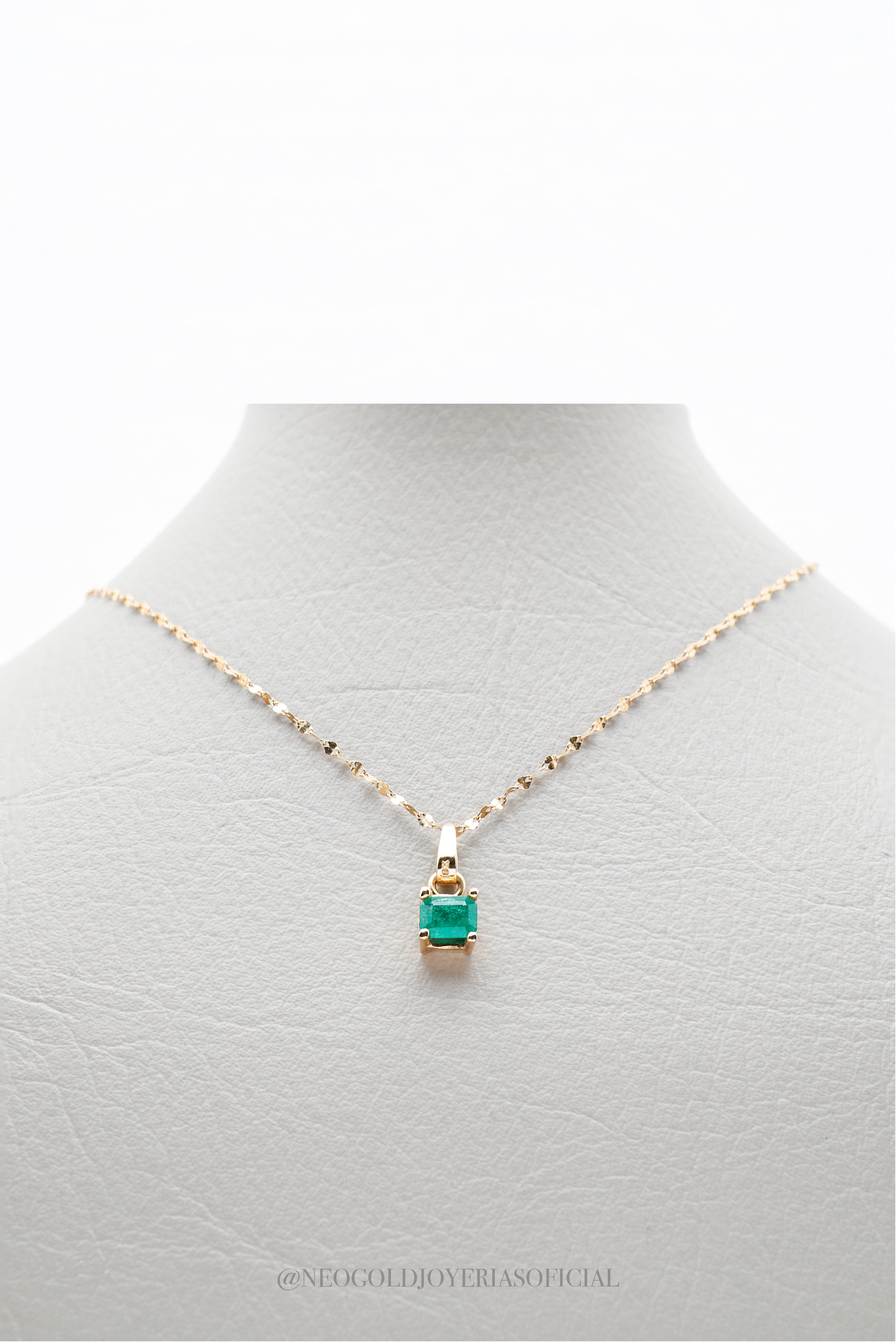 DIJE OA/ ESMERALDA - REF 008162