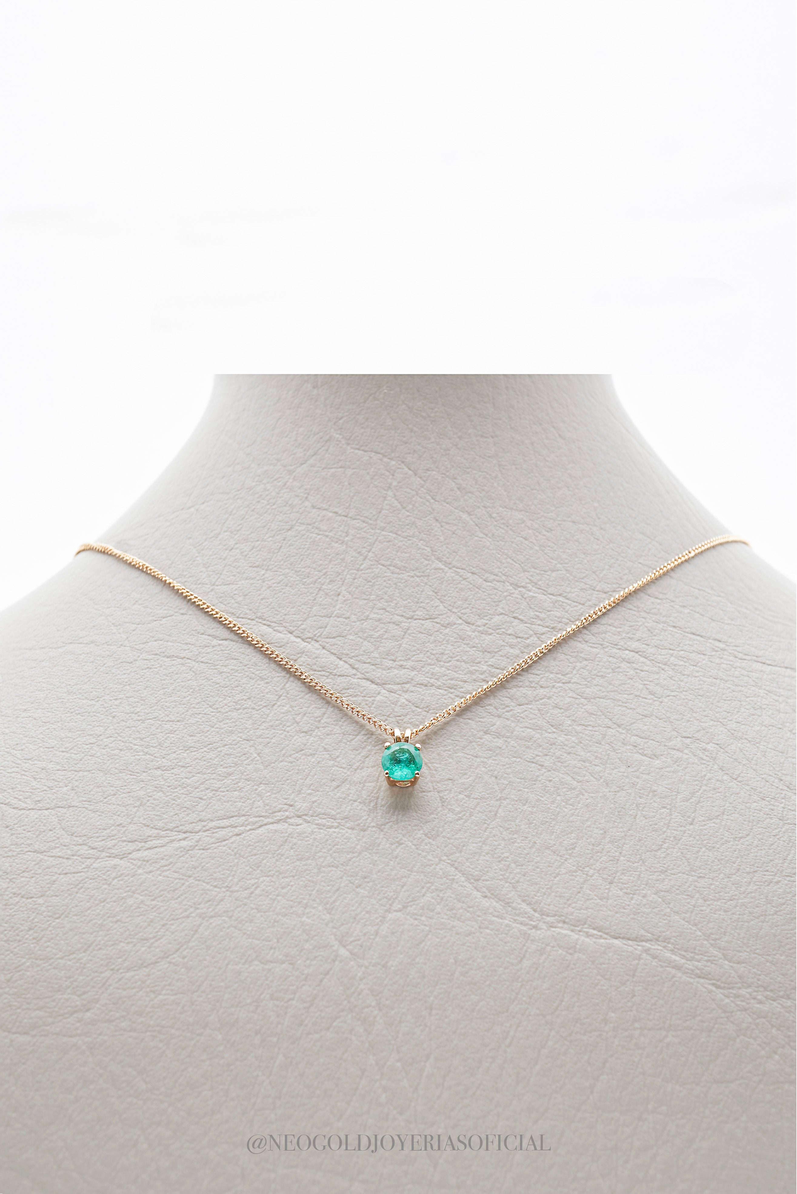 DIJE ESMERALDA OA - REF 011584