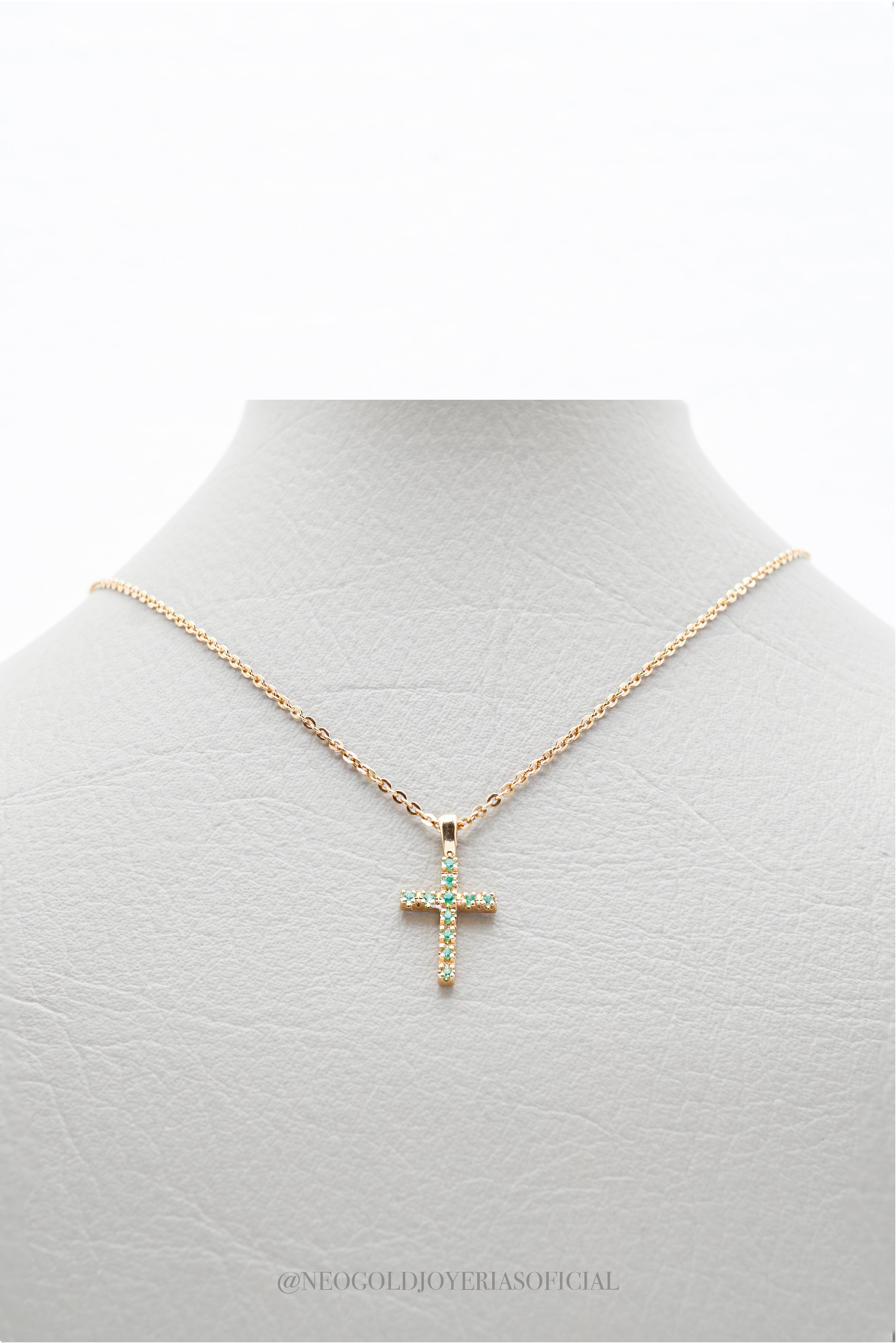 DIJE CRUZ OA / ESMERALDA - REF 015055