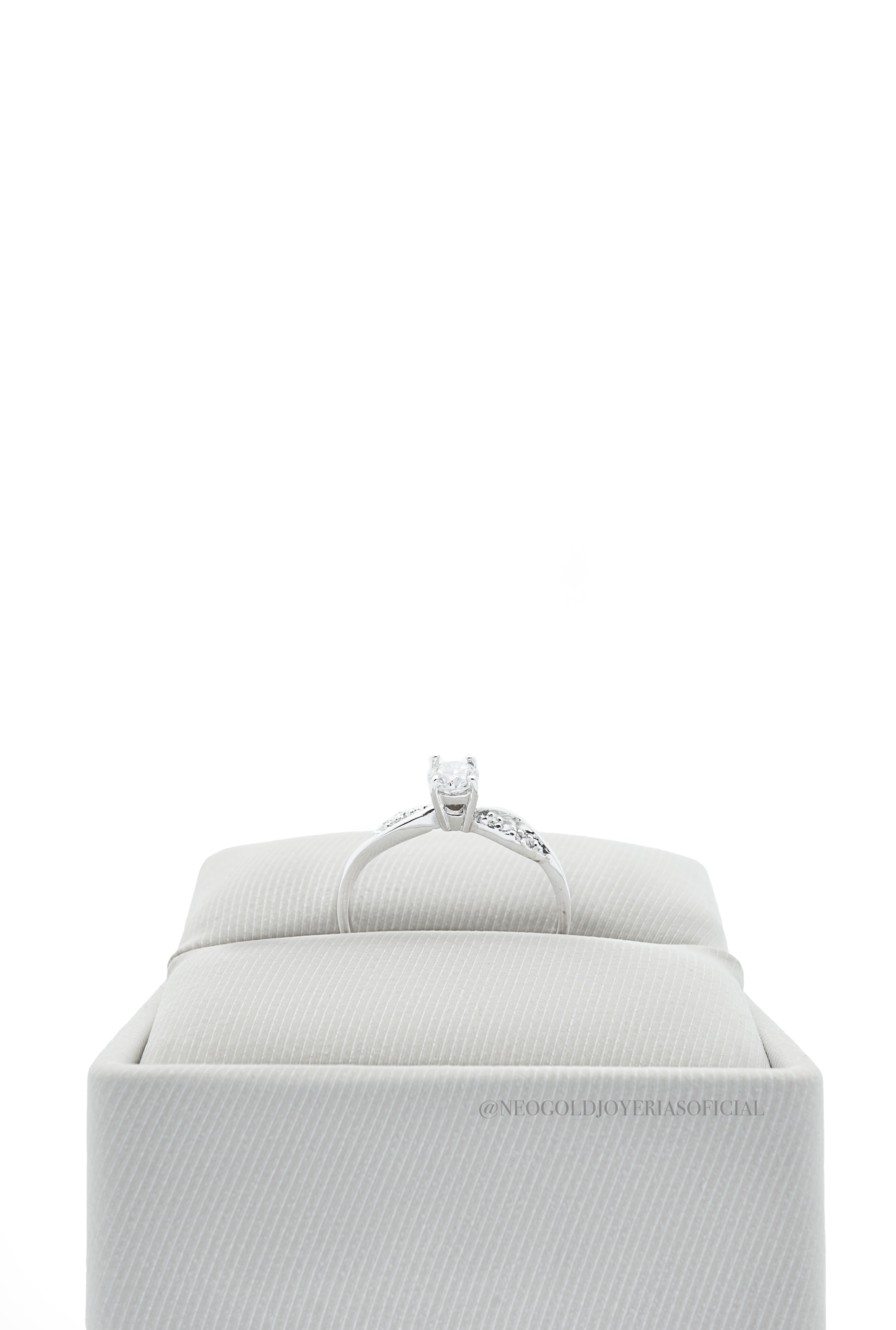 ANILLO OB / DIAMANTES - REF 005779