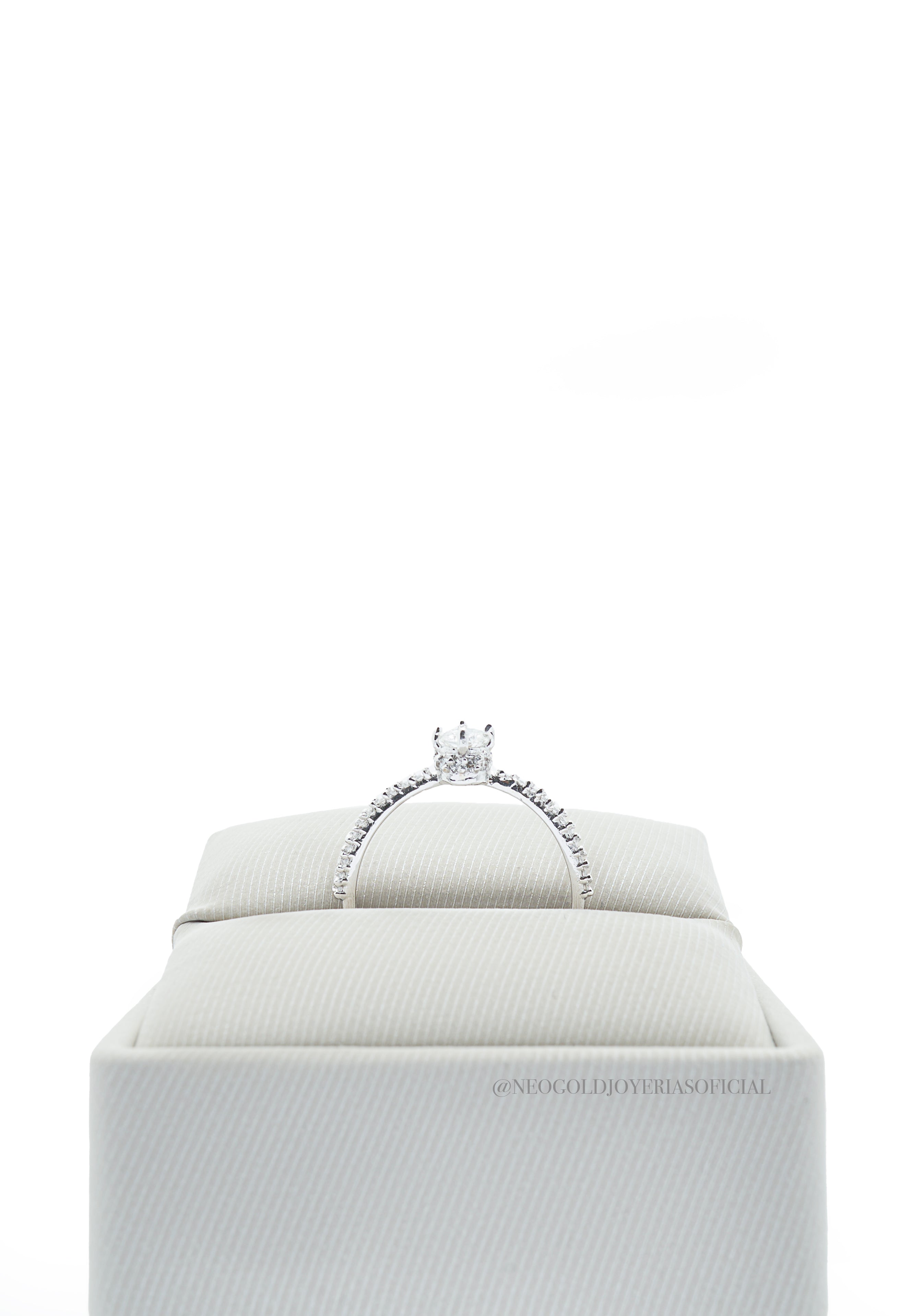 ANILLO OB / DIAMANTES - REF 005781