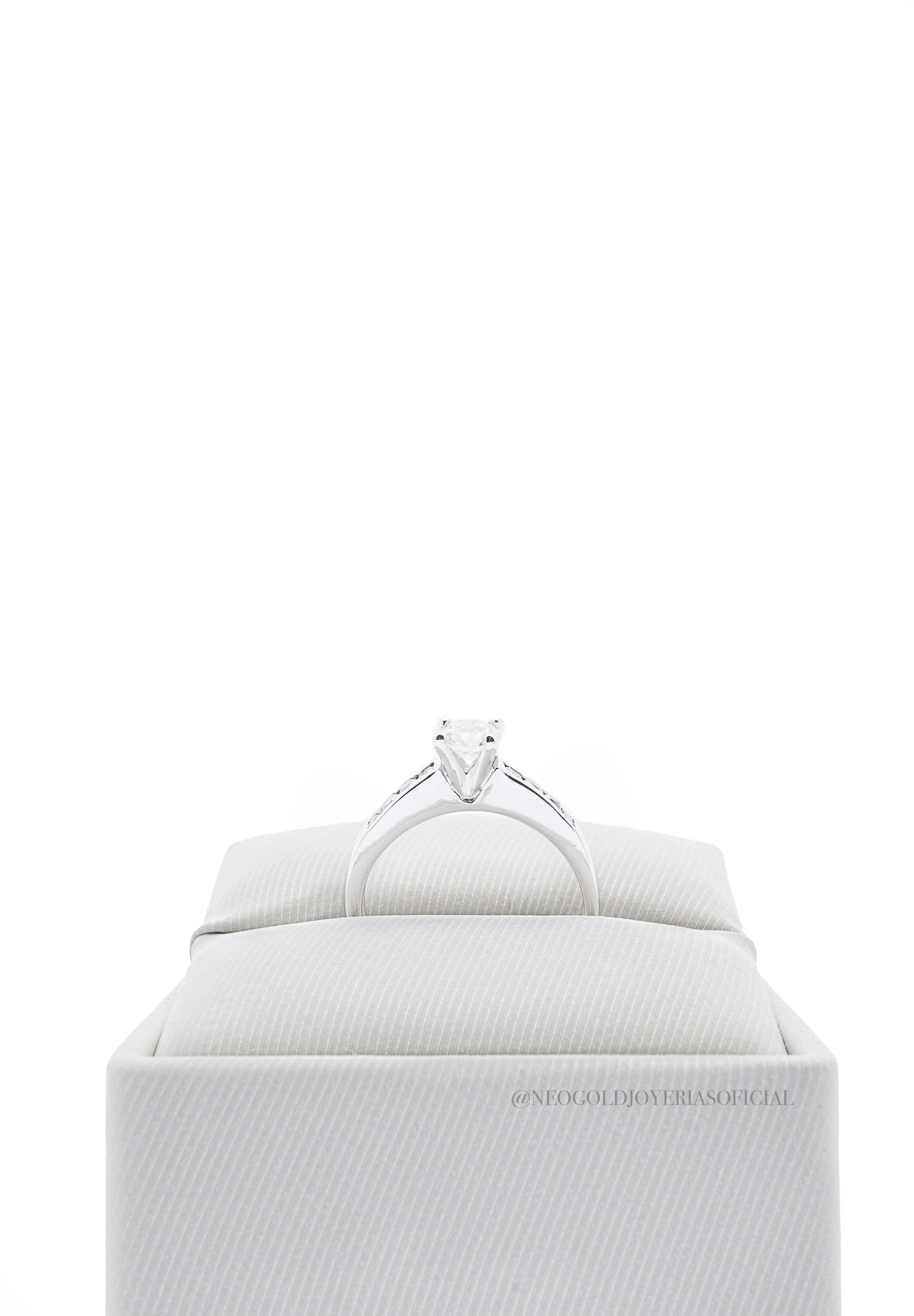 ANILLO OB / DIAMANTES - REF 005863