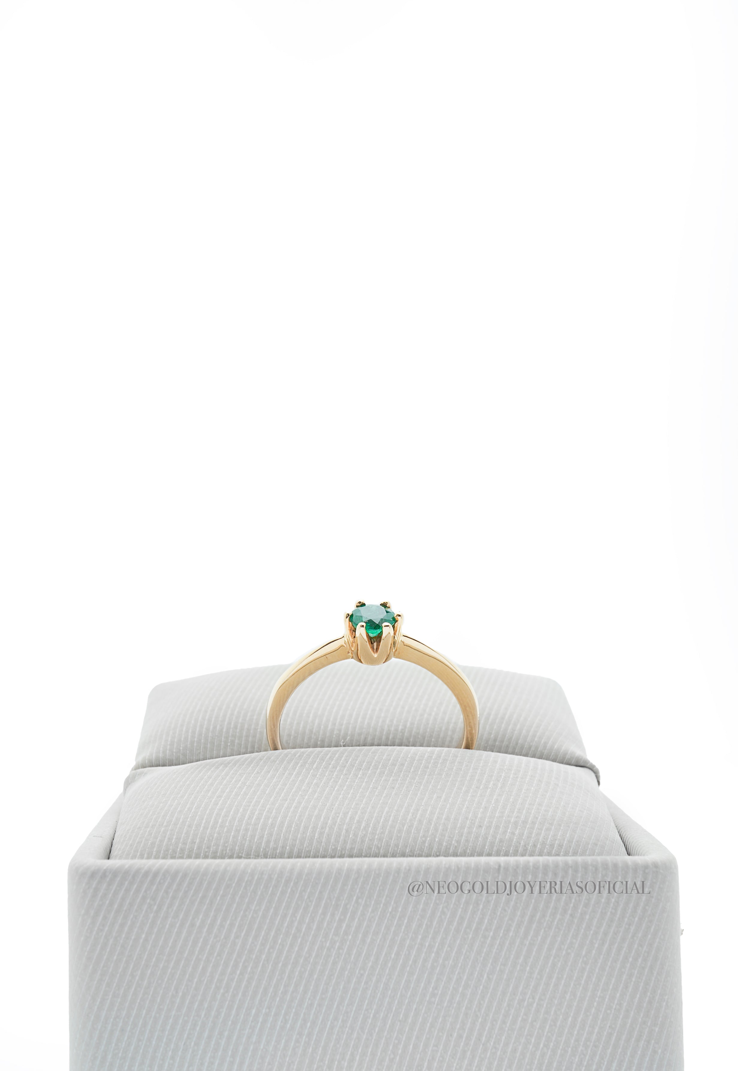 ANILLO OA / ESMERALDA - REF 006277