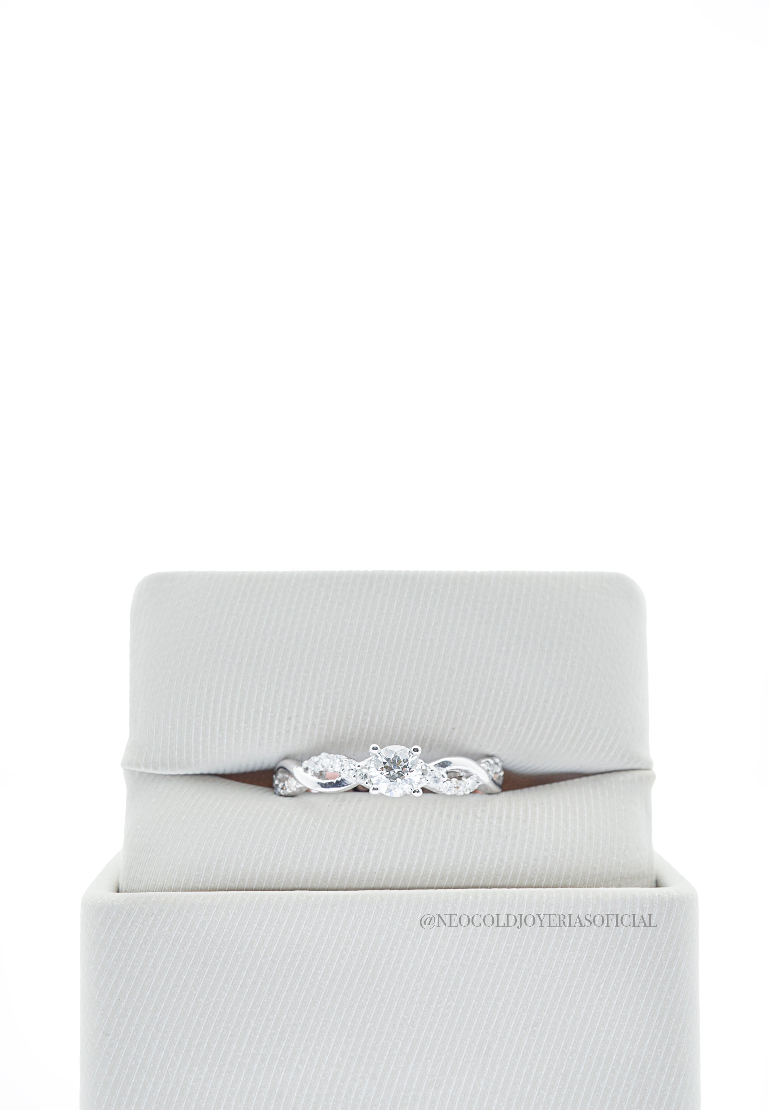 ANILLO OB / DIAMANTES - REF 006674