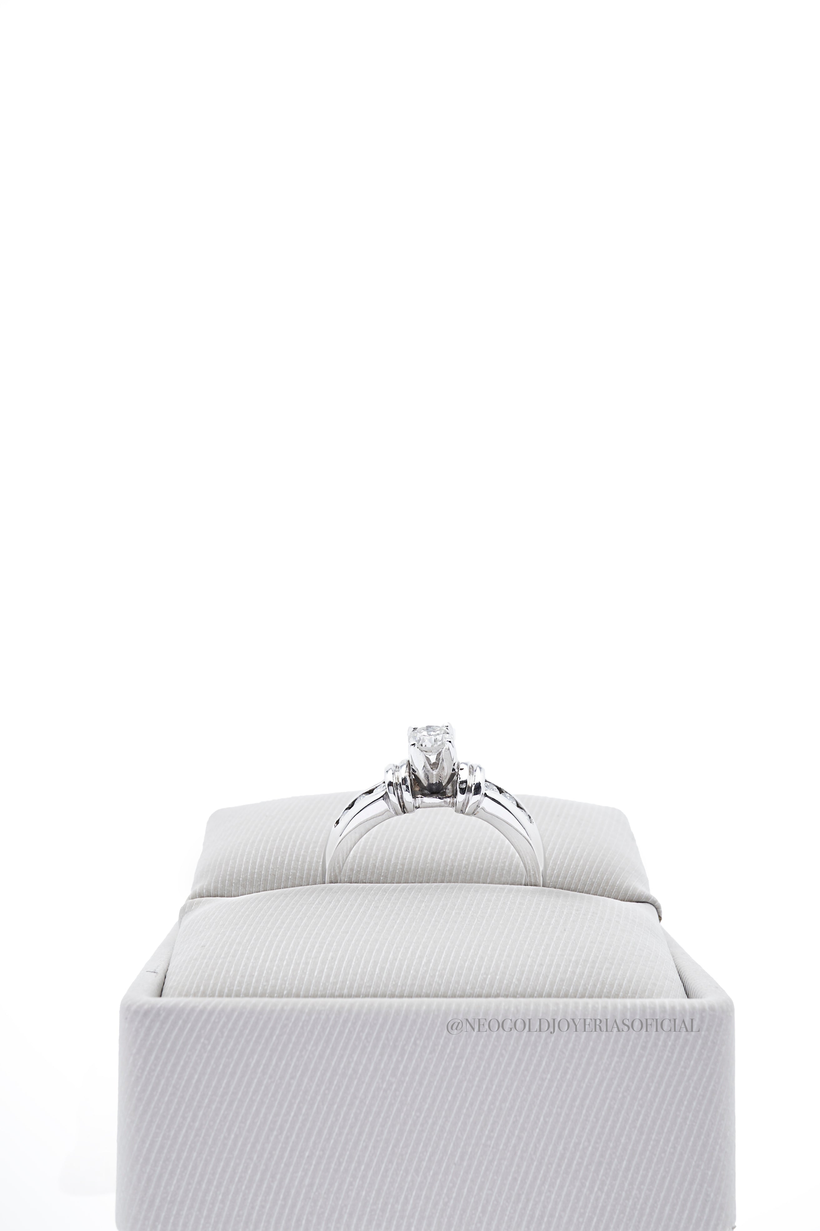 ANILLO OB / DIAMANTES - REF 006675