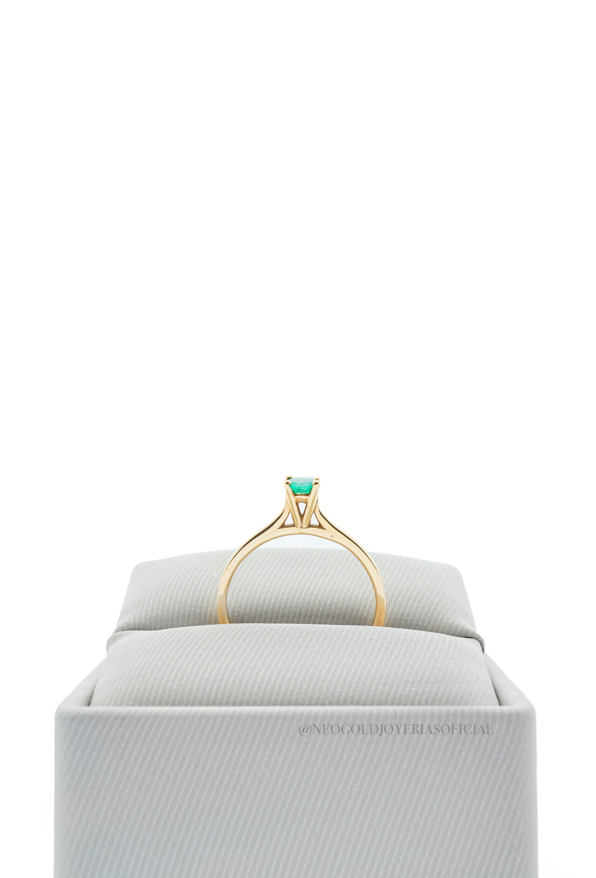 ANILLO OA/ ESMERALDA - REF 006686