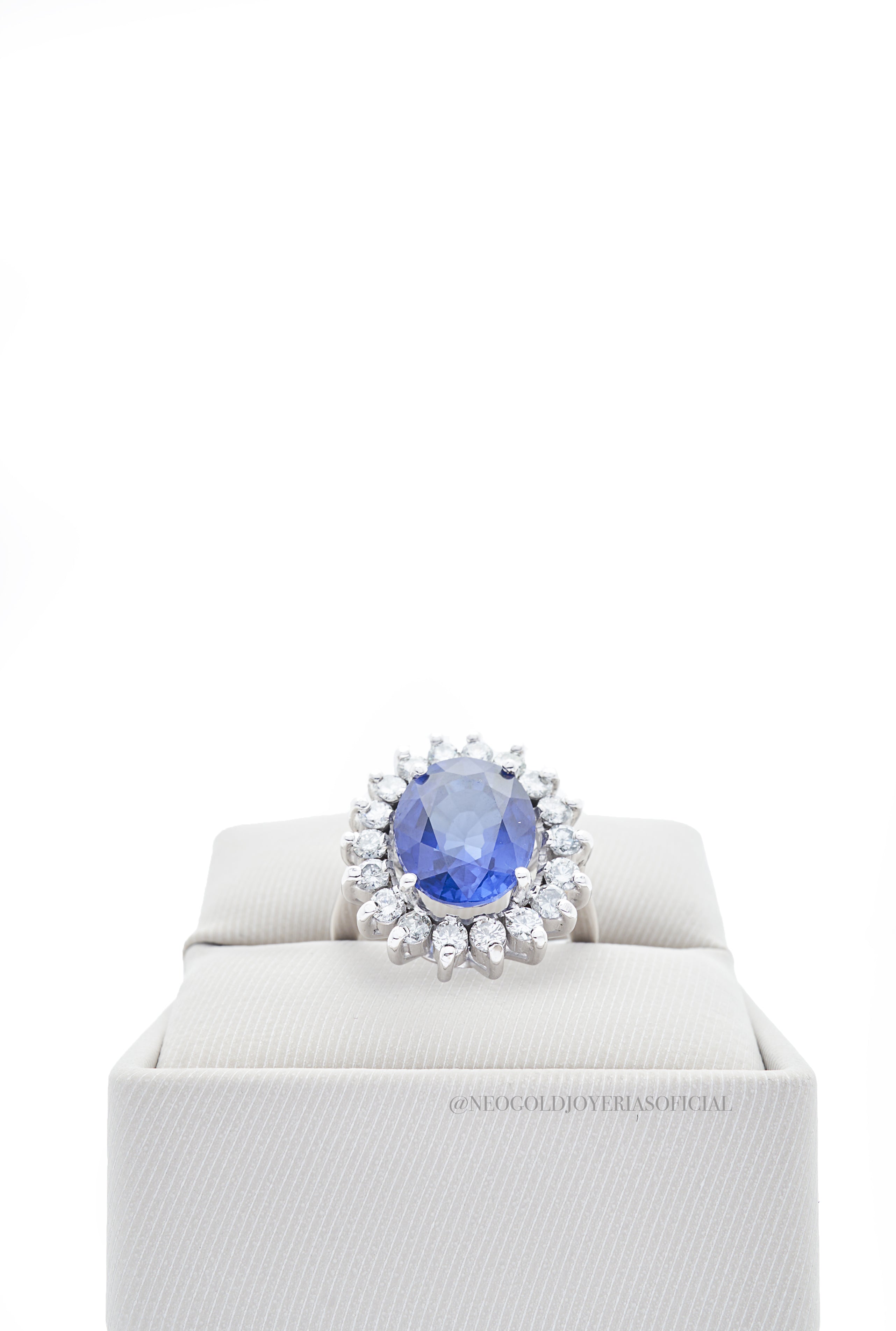 ANILLO OB/ ZAFIRO/ DIAMANTE - REF 006891