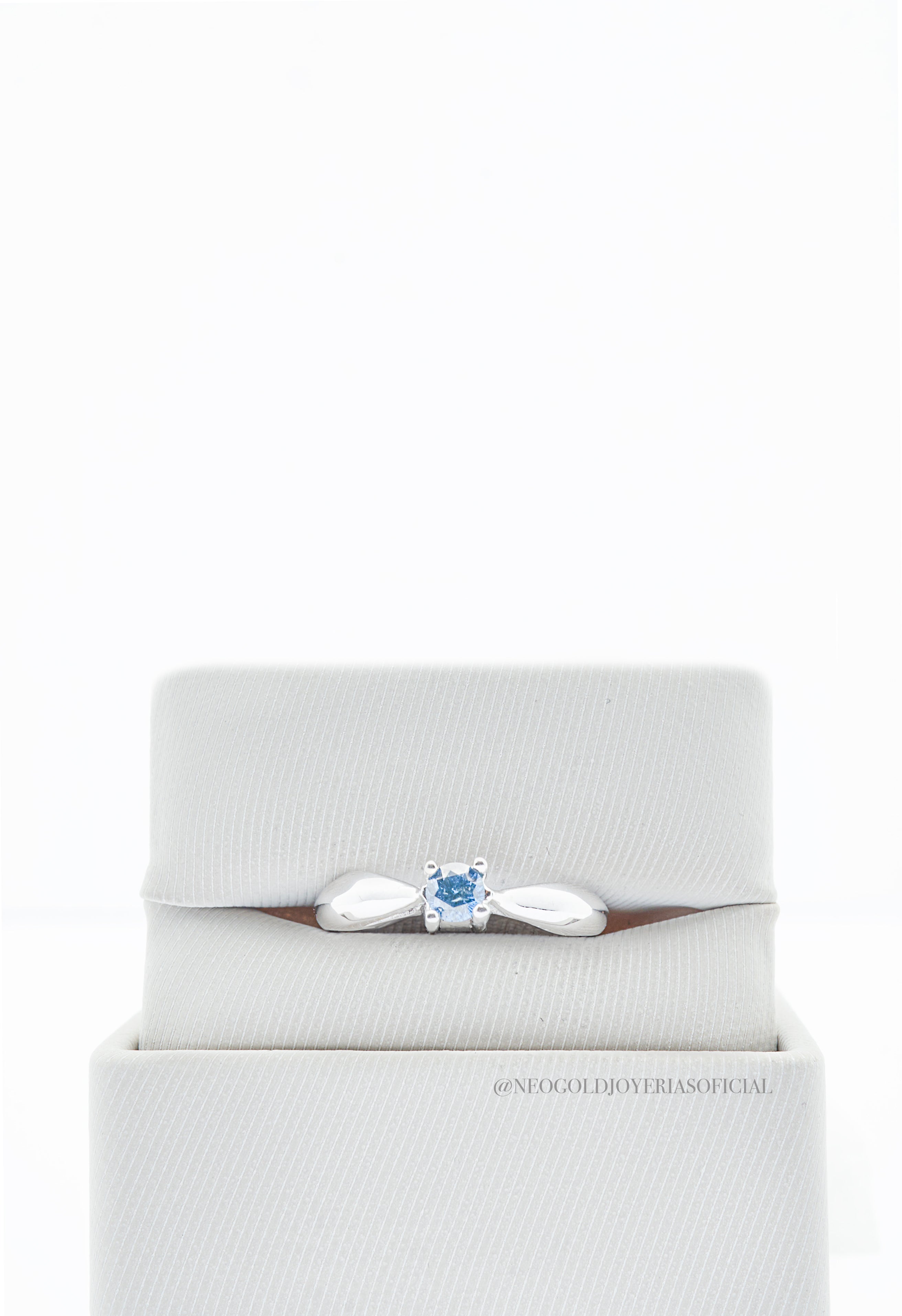 ANILLO OB / DIAMANTE AZUL - REF 007555