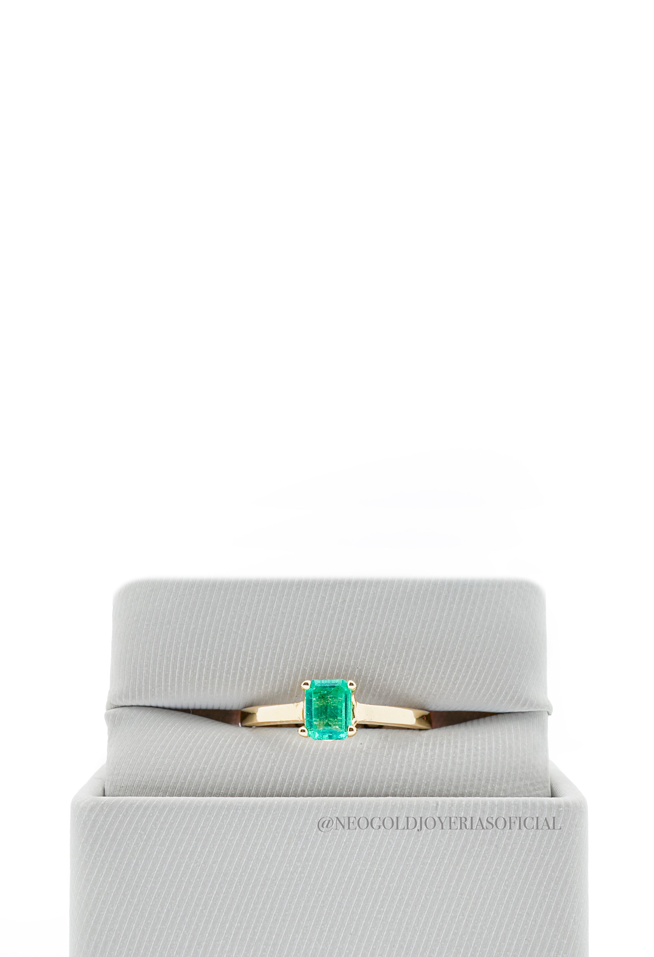 ANILLO OA/ ESMERALDA - REF 007630