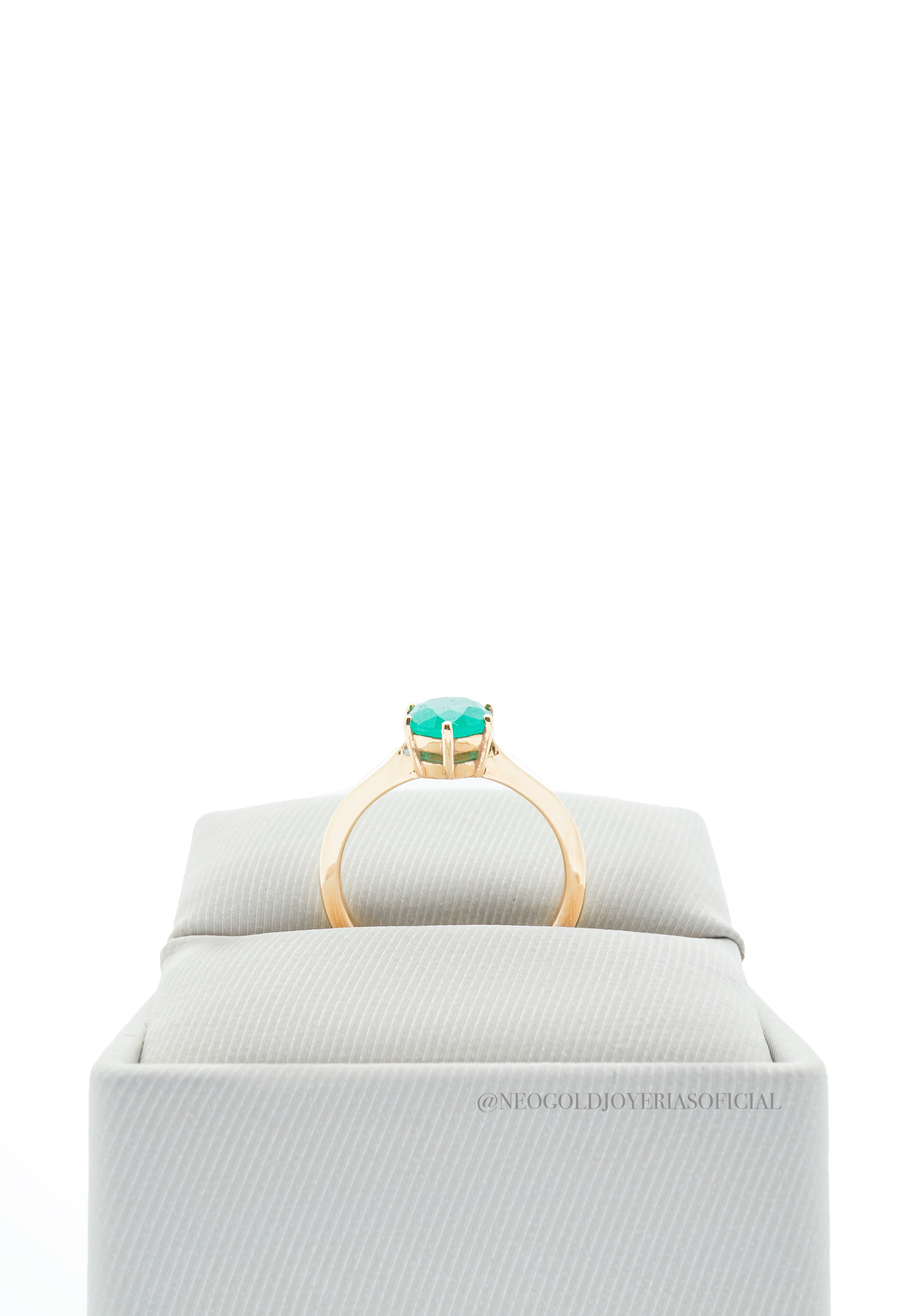 ANILLO OA/ ESMERALDA - REF 007830