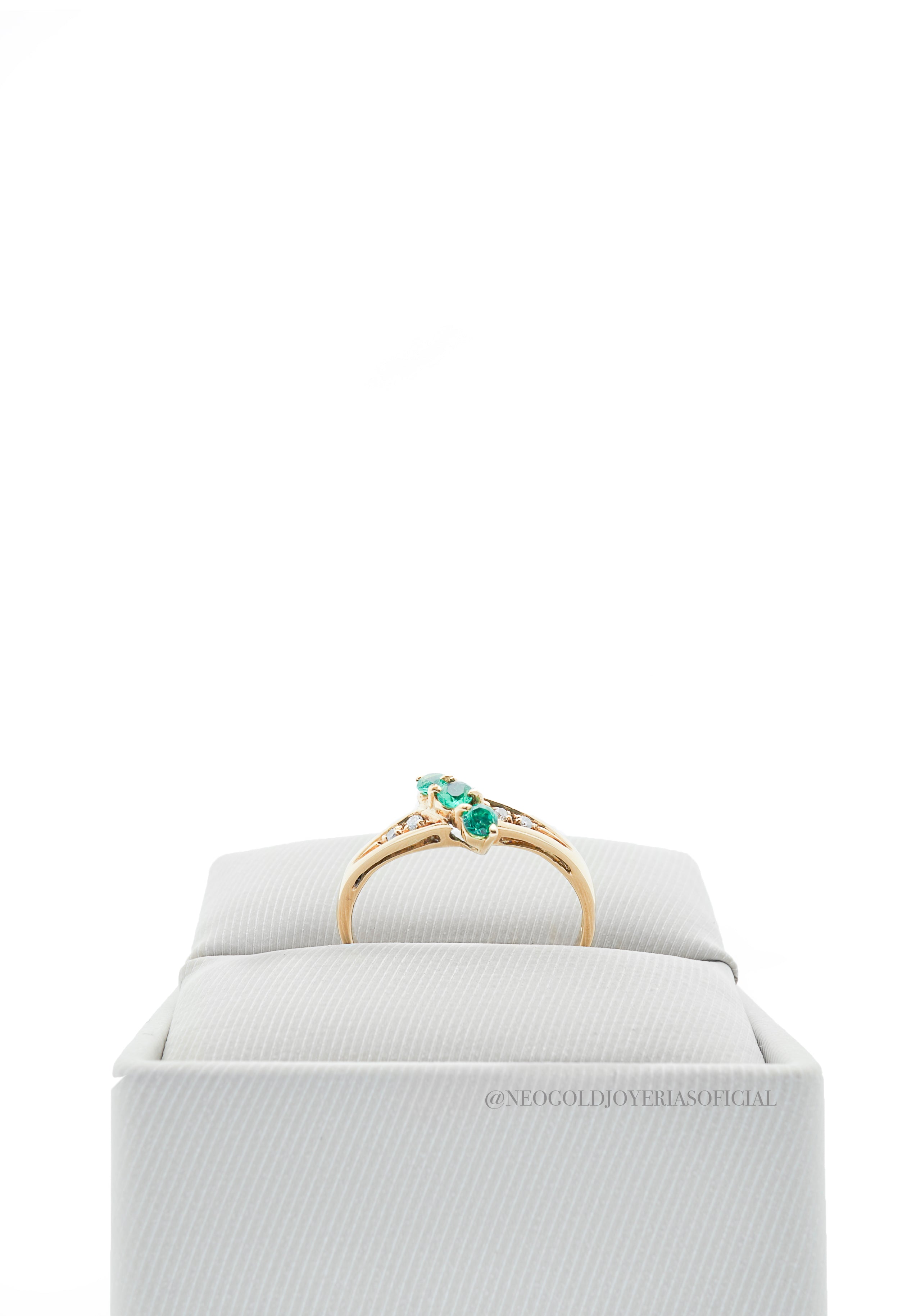 ANILLO OA/ ESMERALDAS/DIAMANTES - REF 007872