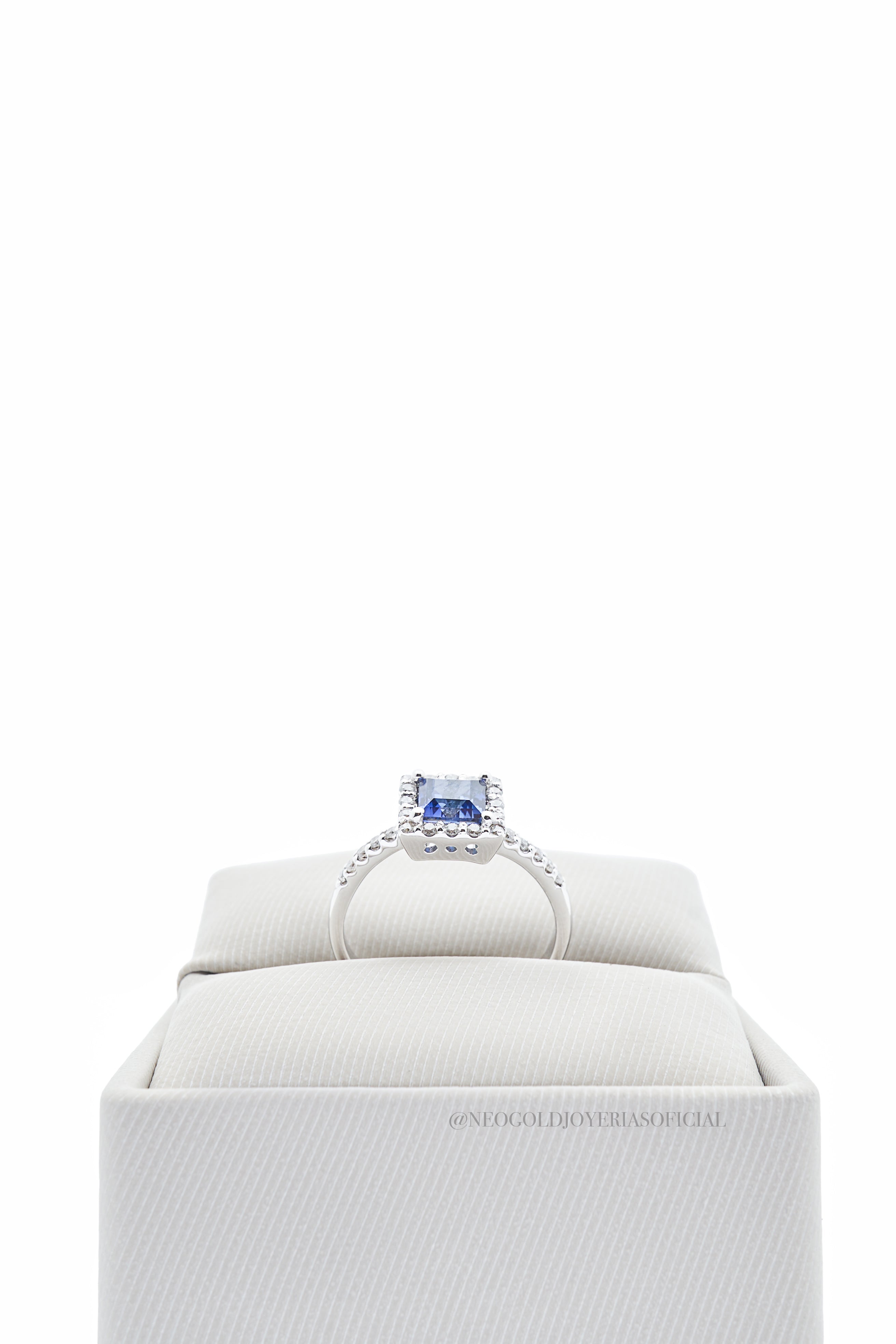 ANILLO OB/ ZAFIRO/ DIAMANTE - REF 009280