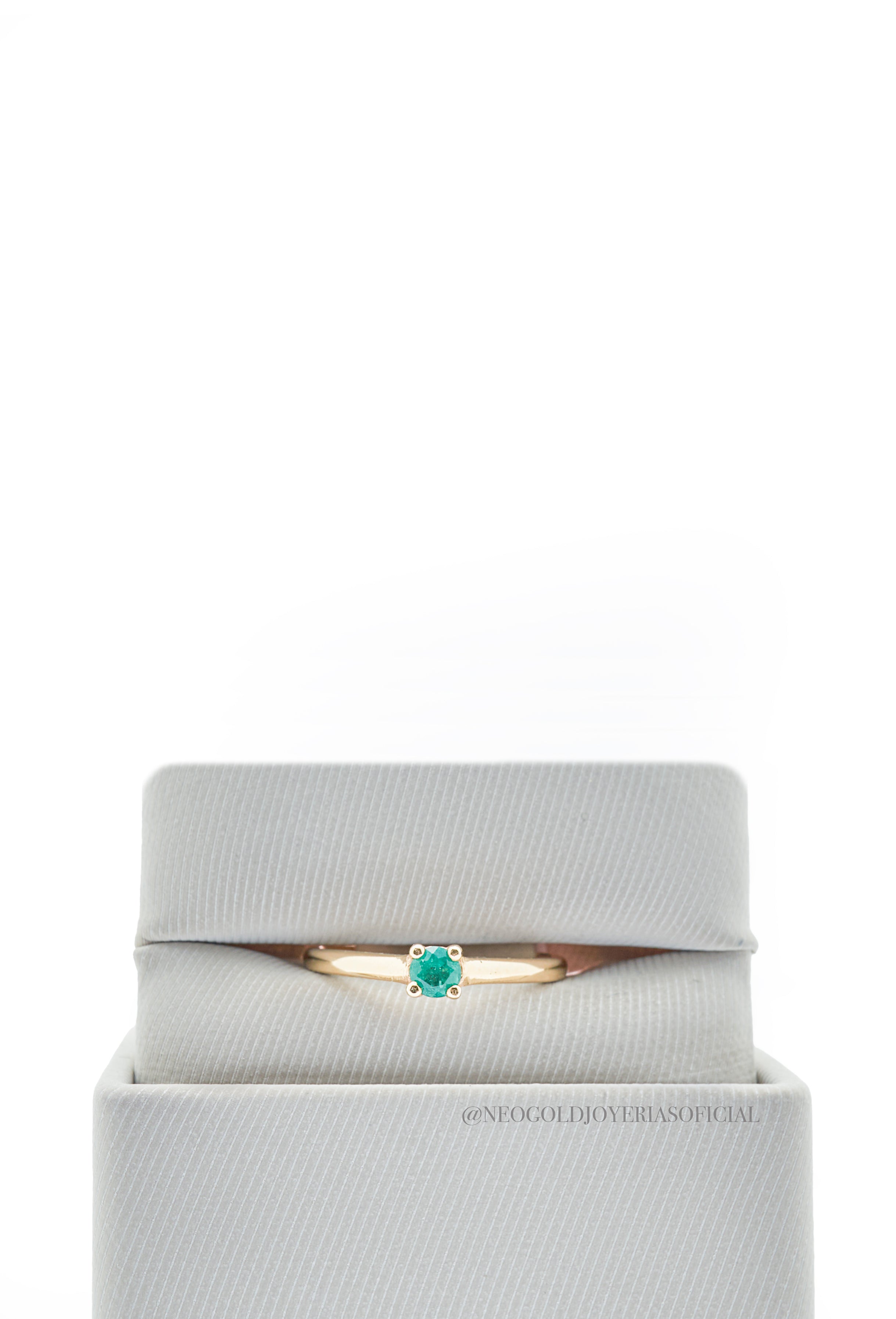 ANILLO OA /ESMERALDA - REF 009418