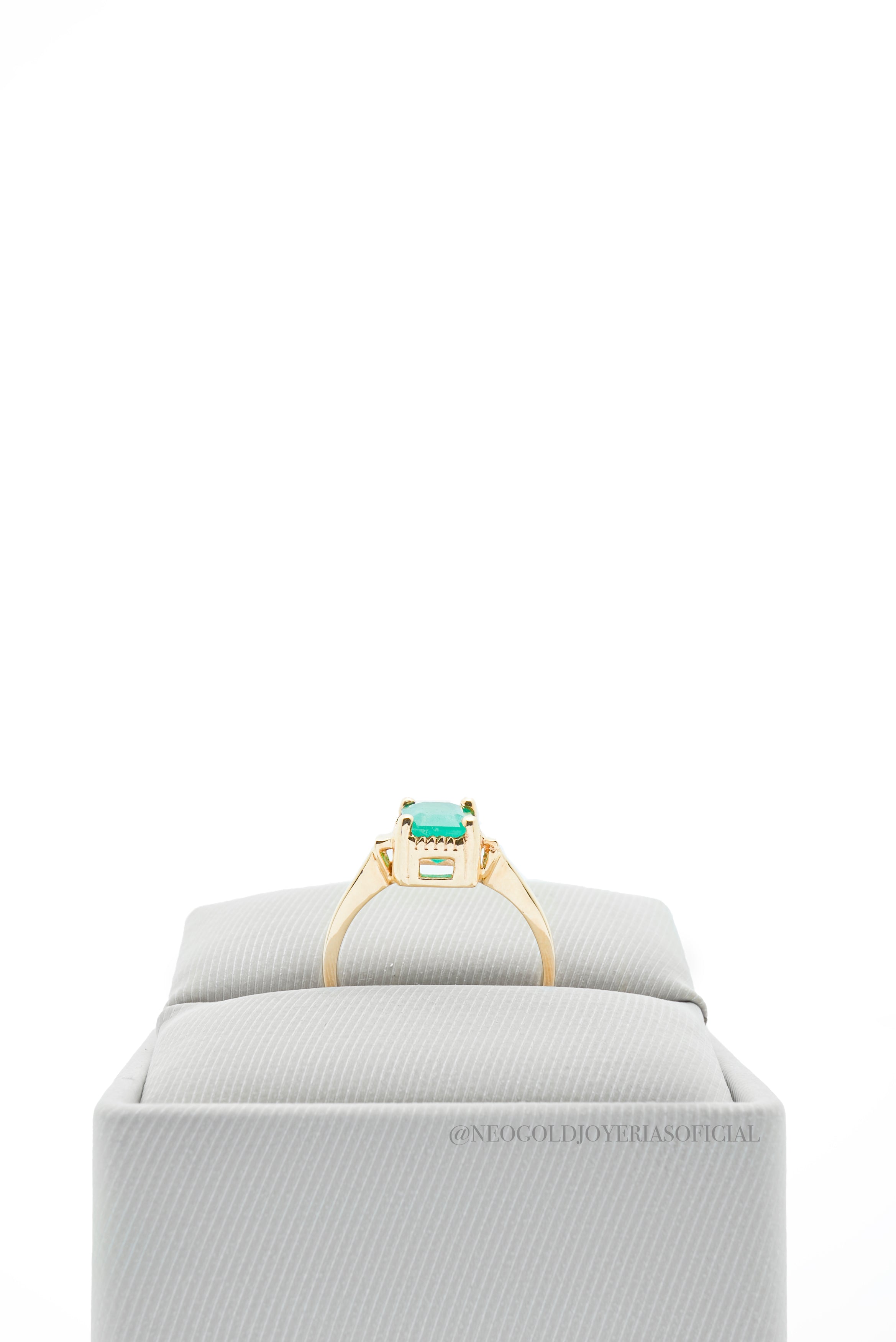ANILLO/ OA/ ESMERALDA - REF 009448