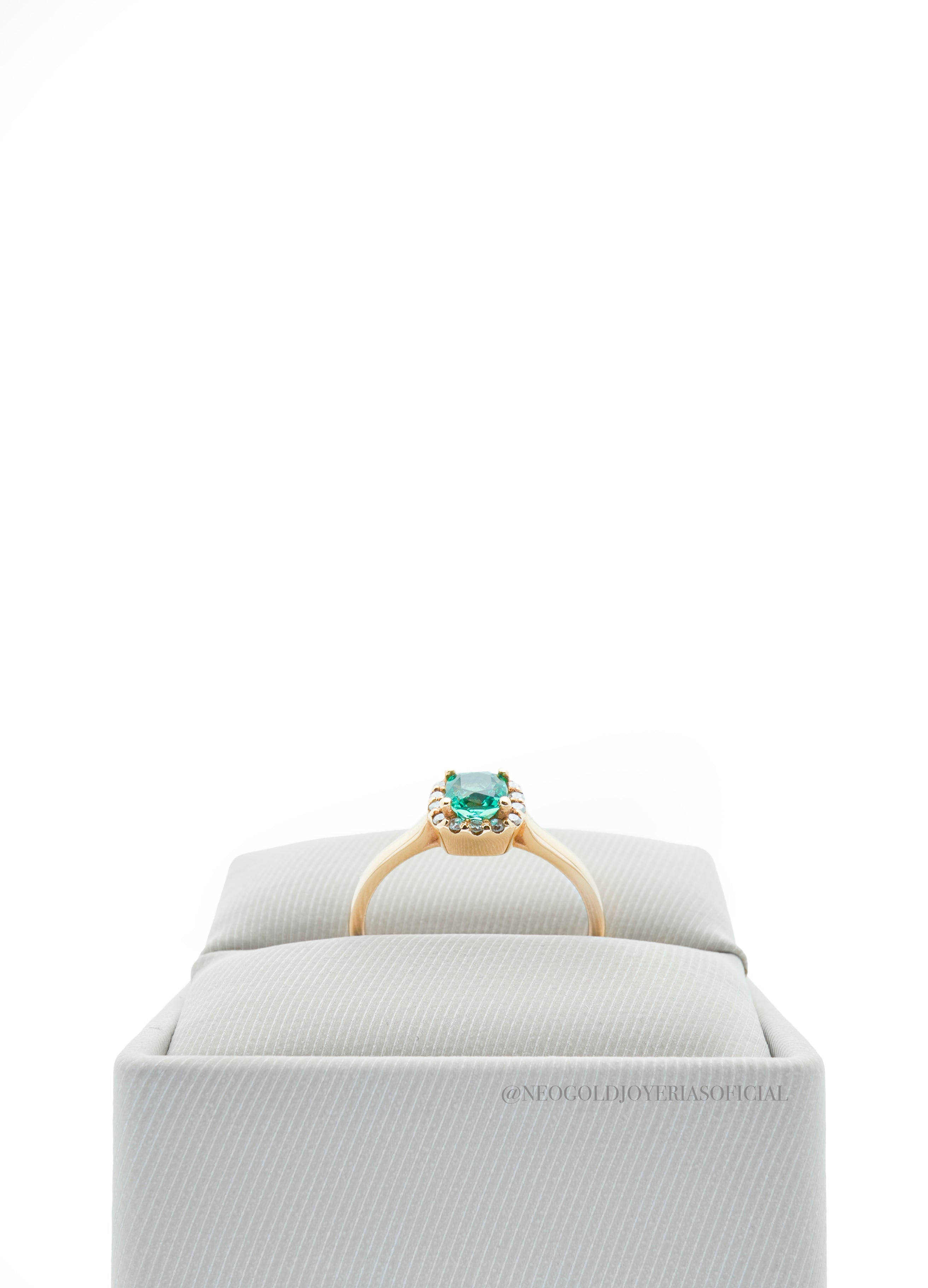 ANILLO OA / ESMERALDA/ DIAMANTES - REF 009464