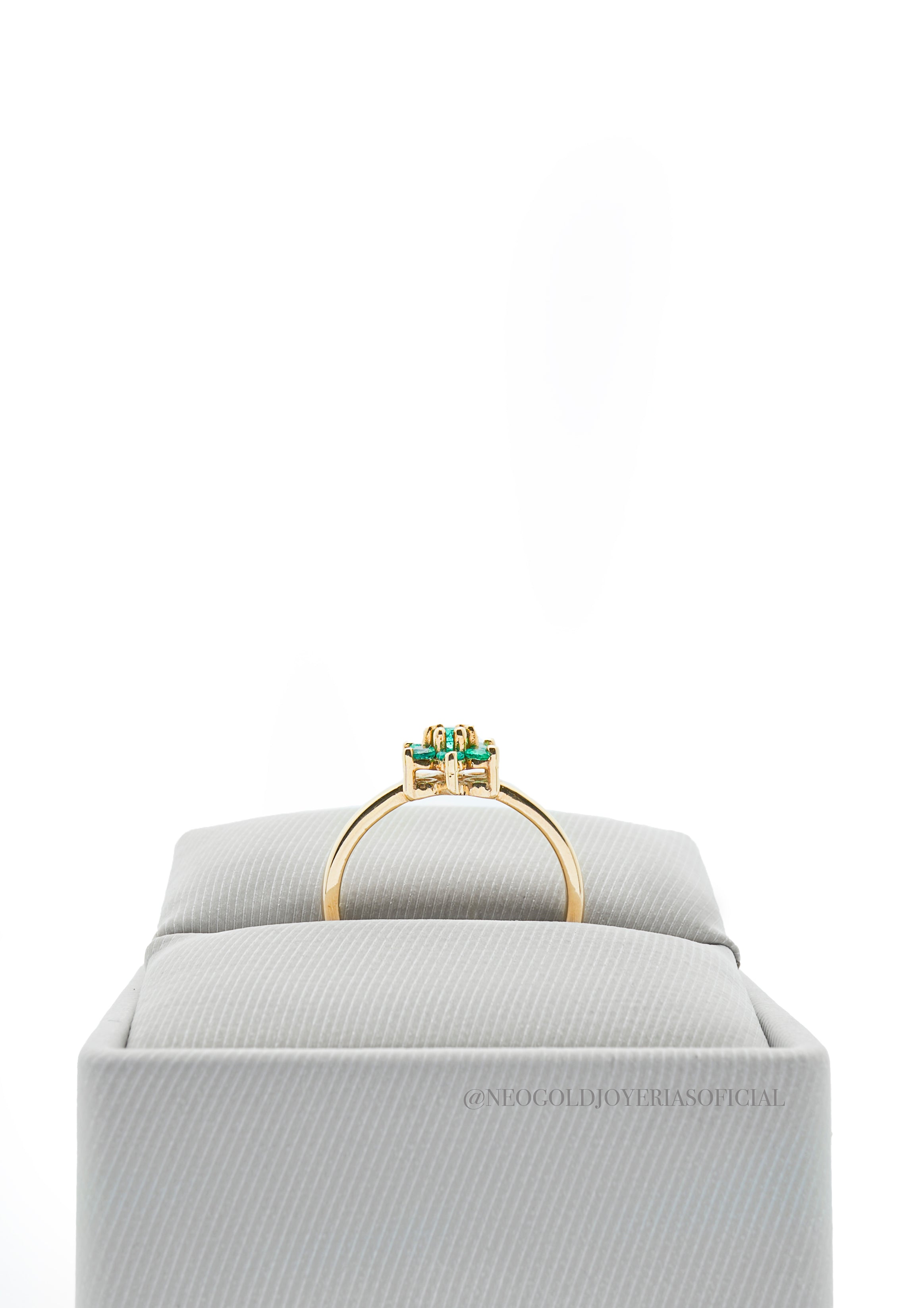 ANILLO OA/ ESMERALDA - REF 010472