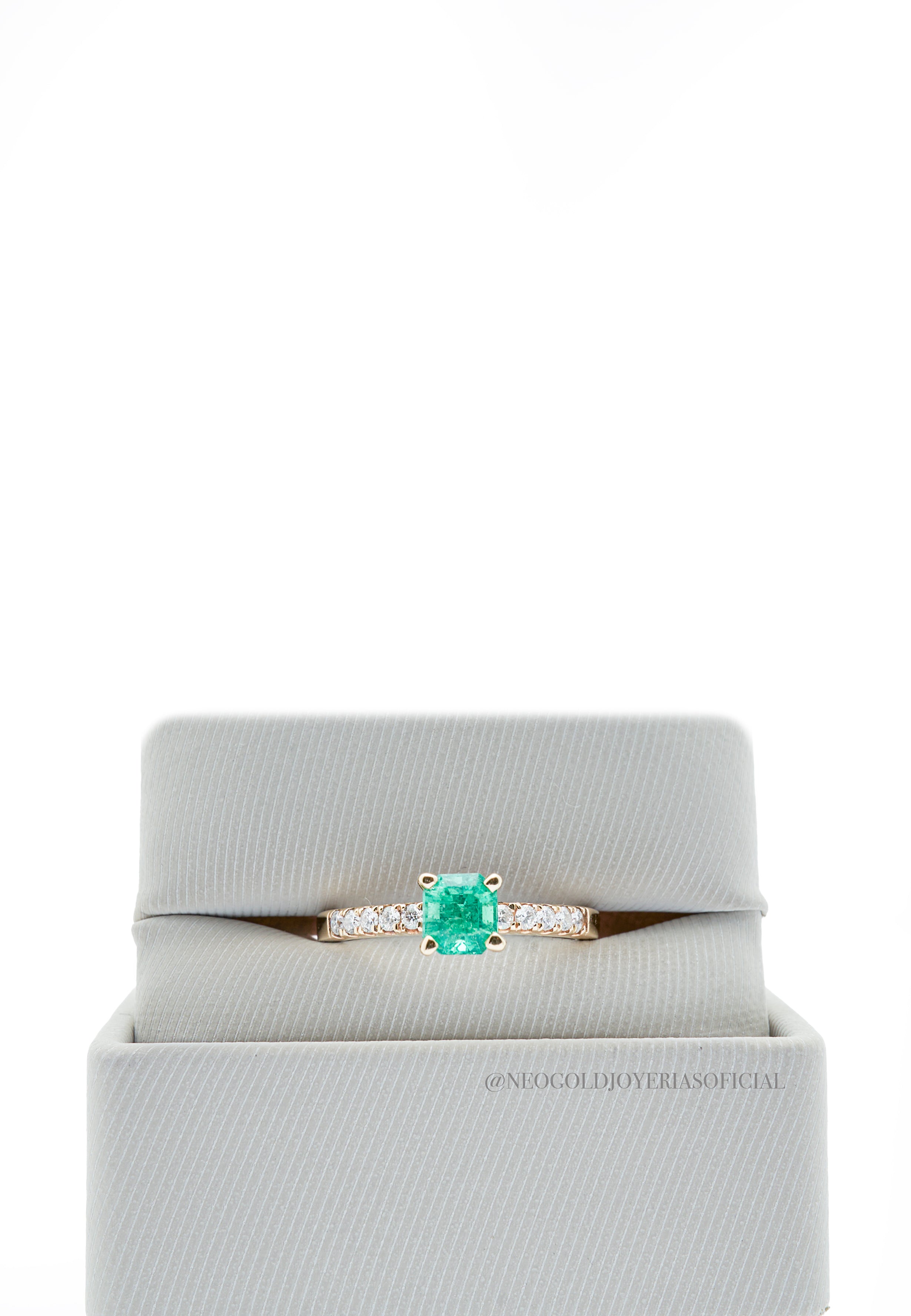 ANILLO OA/ ESMERALDA/DIAMANTES - REF 010594