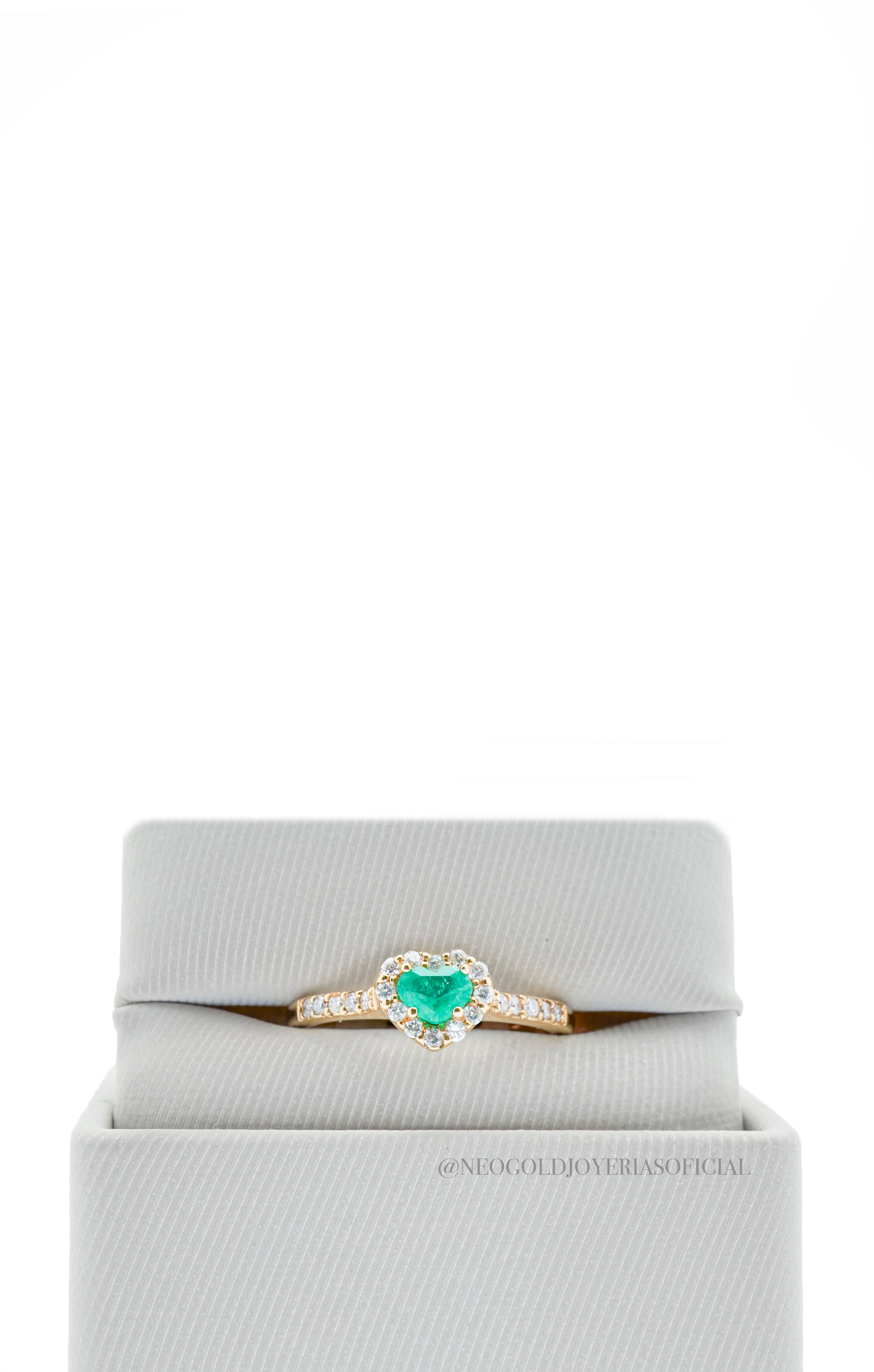 ANILLO OA/ CORAZON ESMERALDA / DIAMANTES - REF 010931