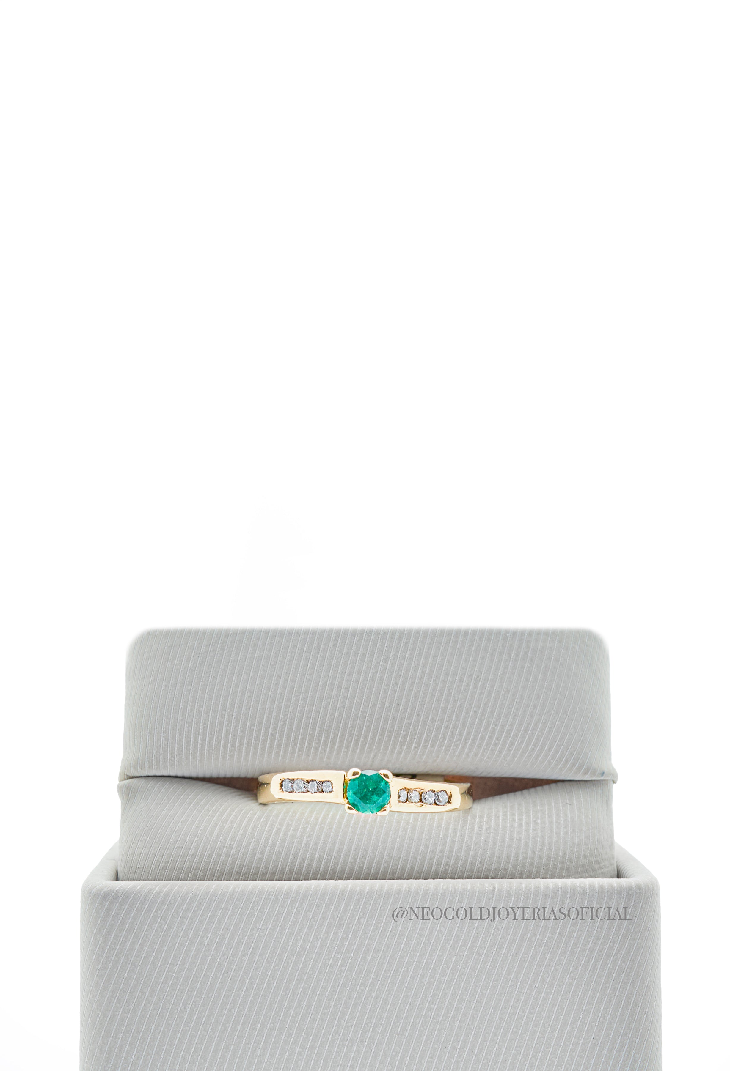 ANILLO OA/ ESMERALDA/ DIAMANTES - REF 012180