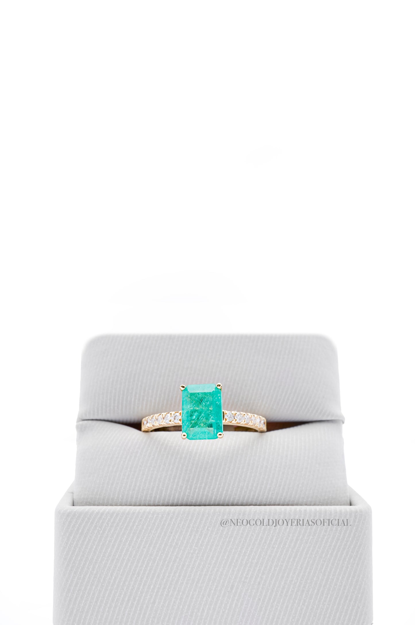 ANILLO OA/ ESMERALDA/ DIAMANTES - REF 012486