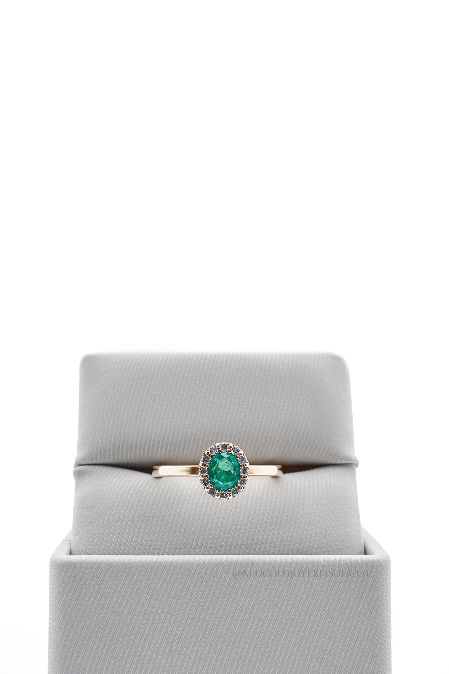 ANILLO OA / ESMERALDA / DIAMANTES - REF 012489
