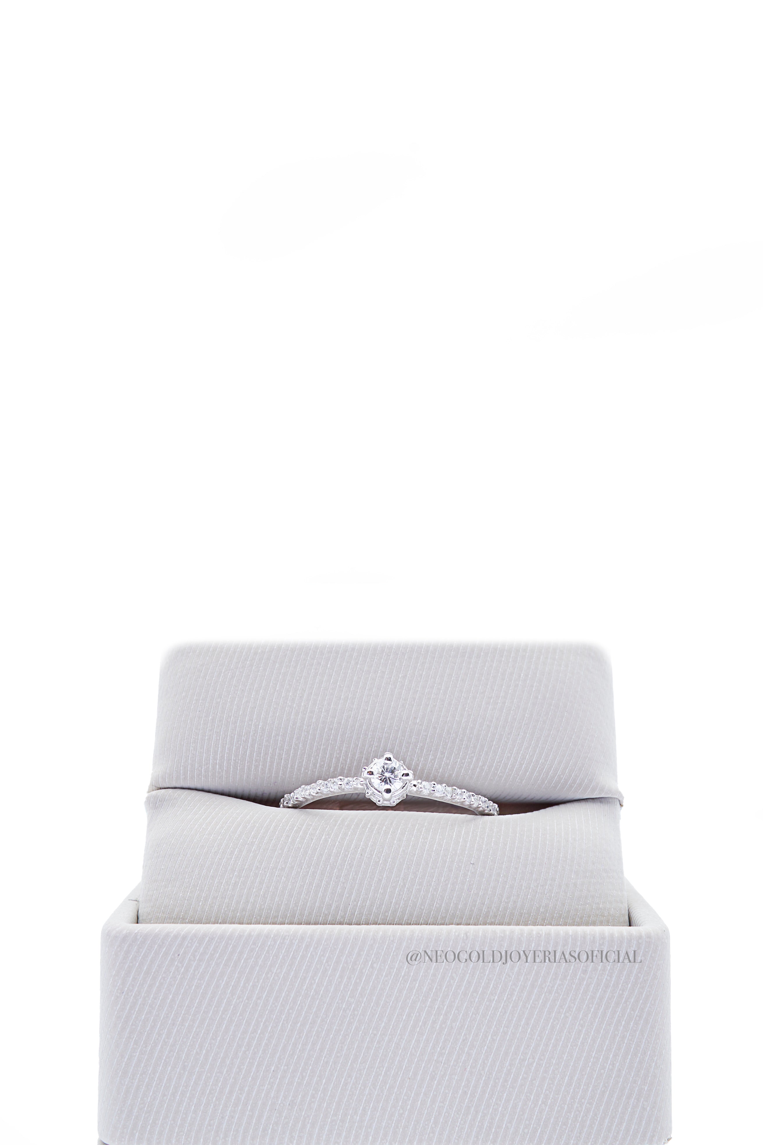 ANILLO OB / DIAMANTES - REF 012651