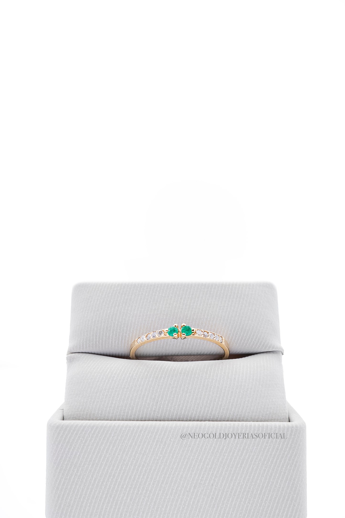 ANILLO BANDA OA / ESMERALDA / DIAMANTES - REF 012873