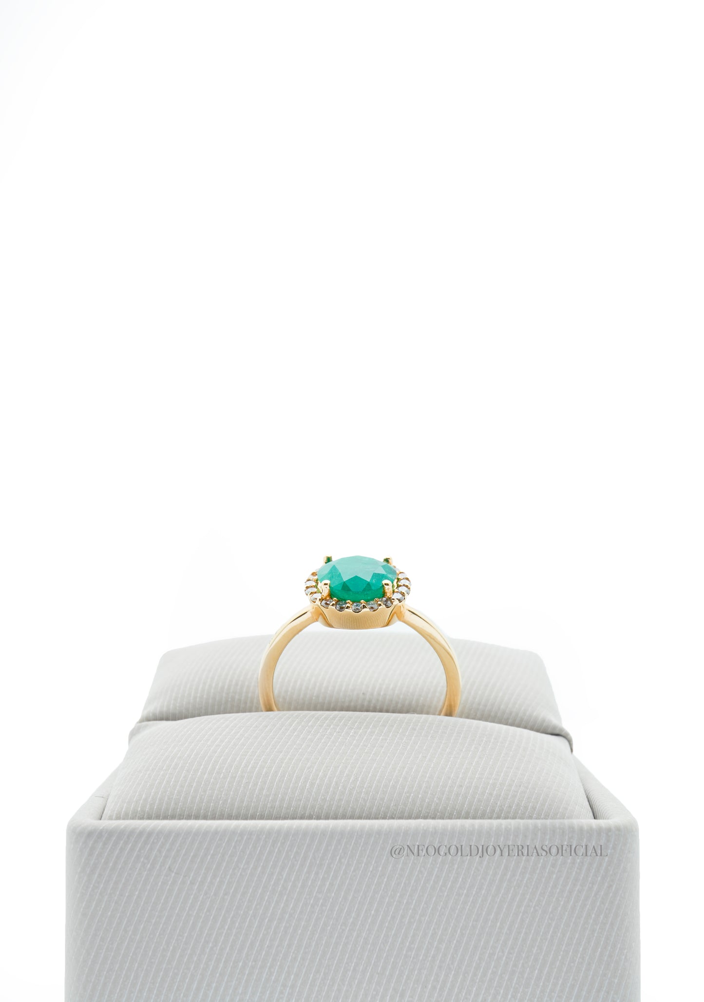 ANILLO OA / ESMERALDA / DIAMANTES - REF 012920