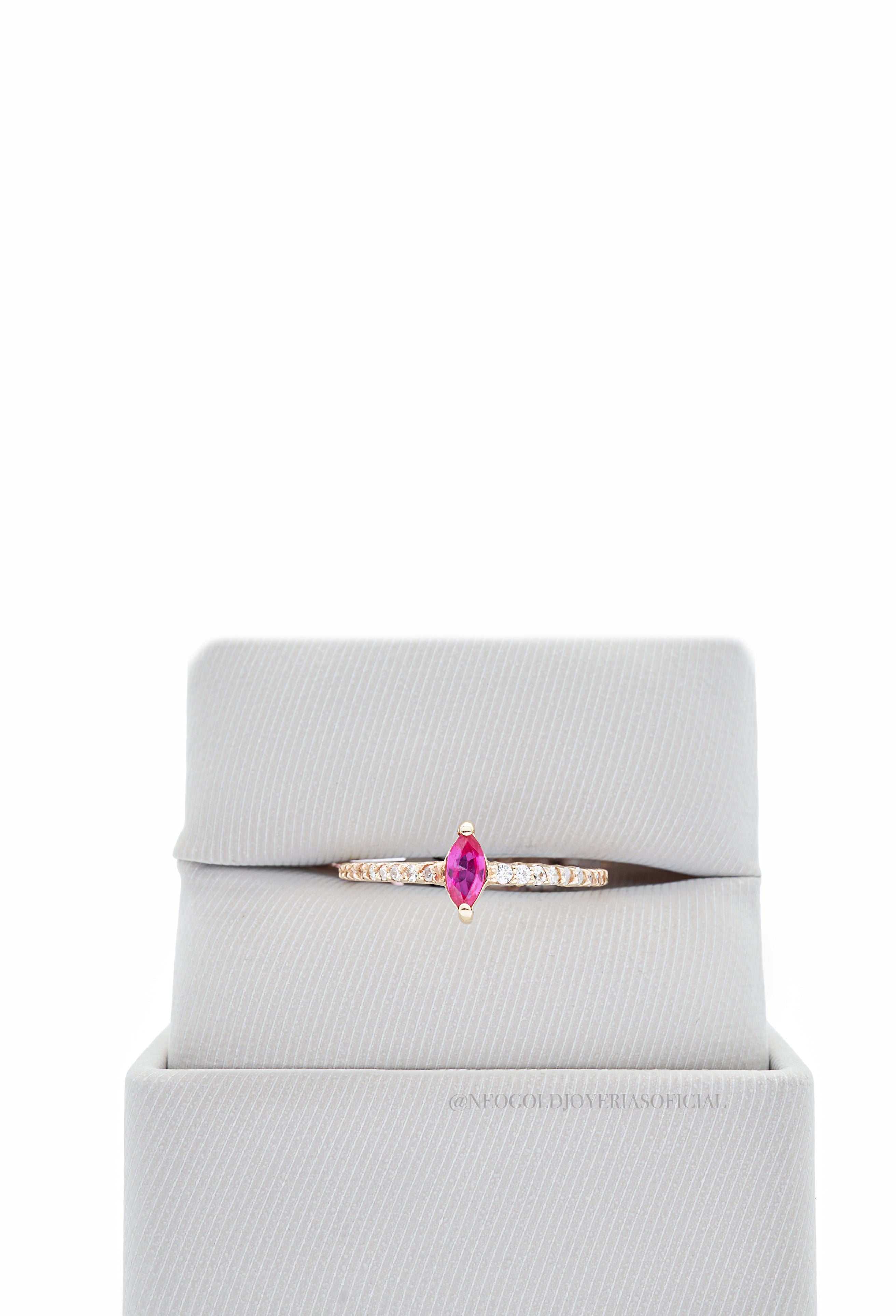 ANILLO OA / RUBI/ DIAMANTES - REF 013131