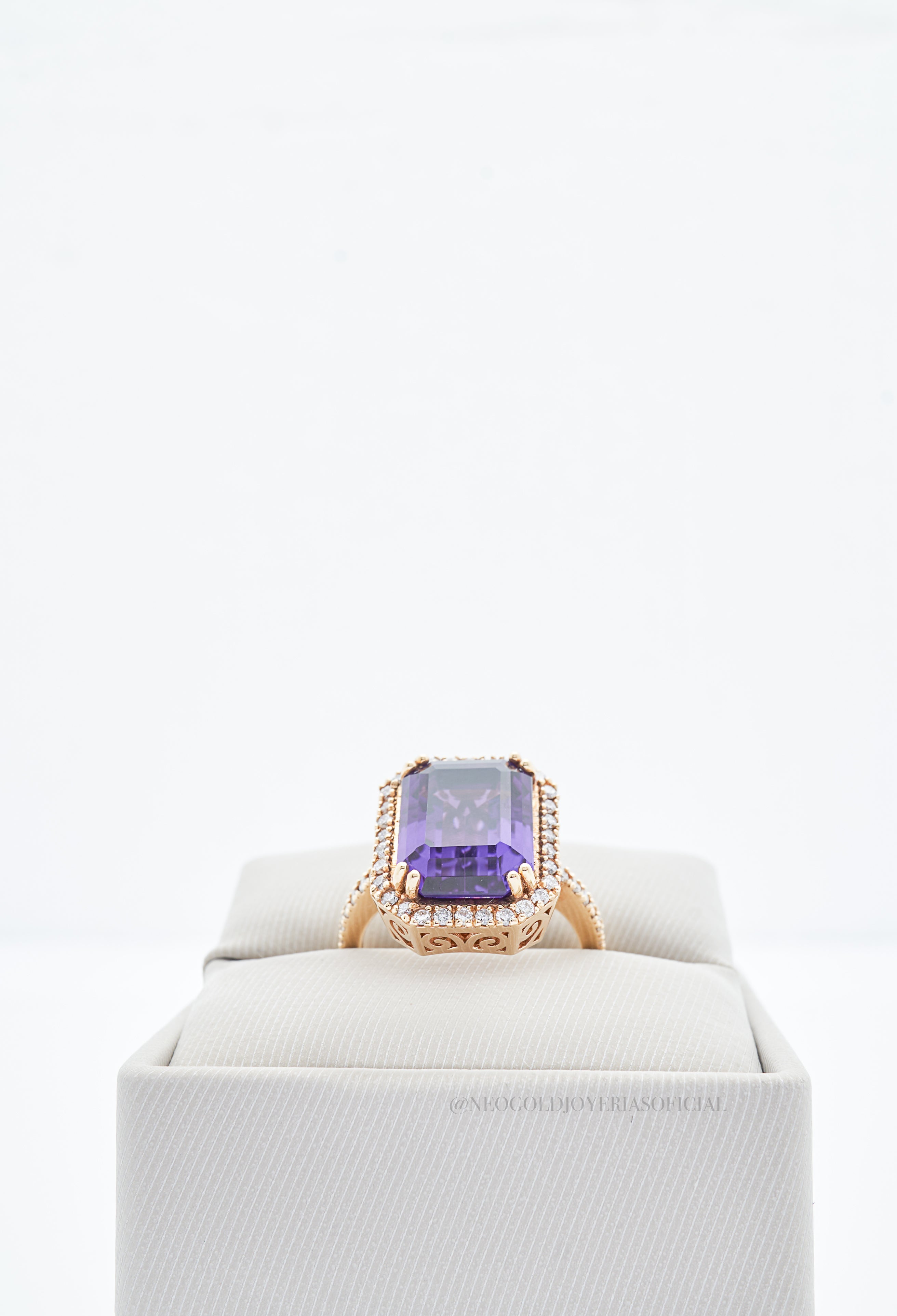 ANILLO OA/ AMATISTA / DIAMANTES - REF 013159