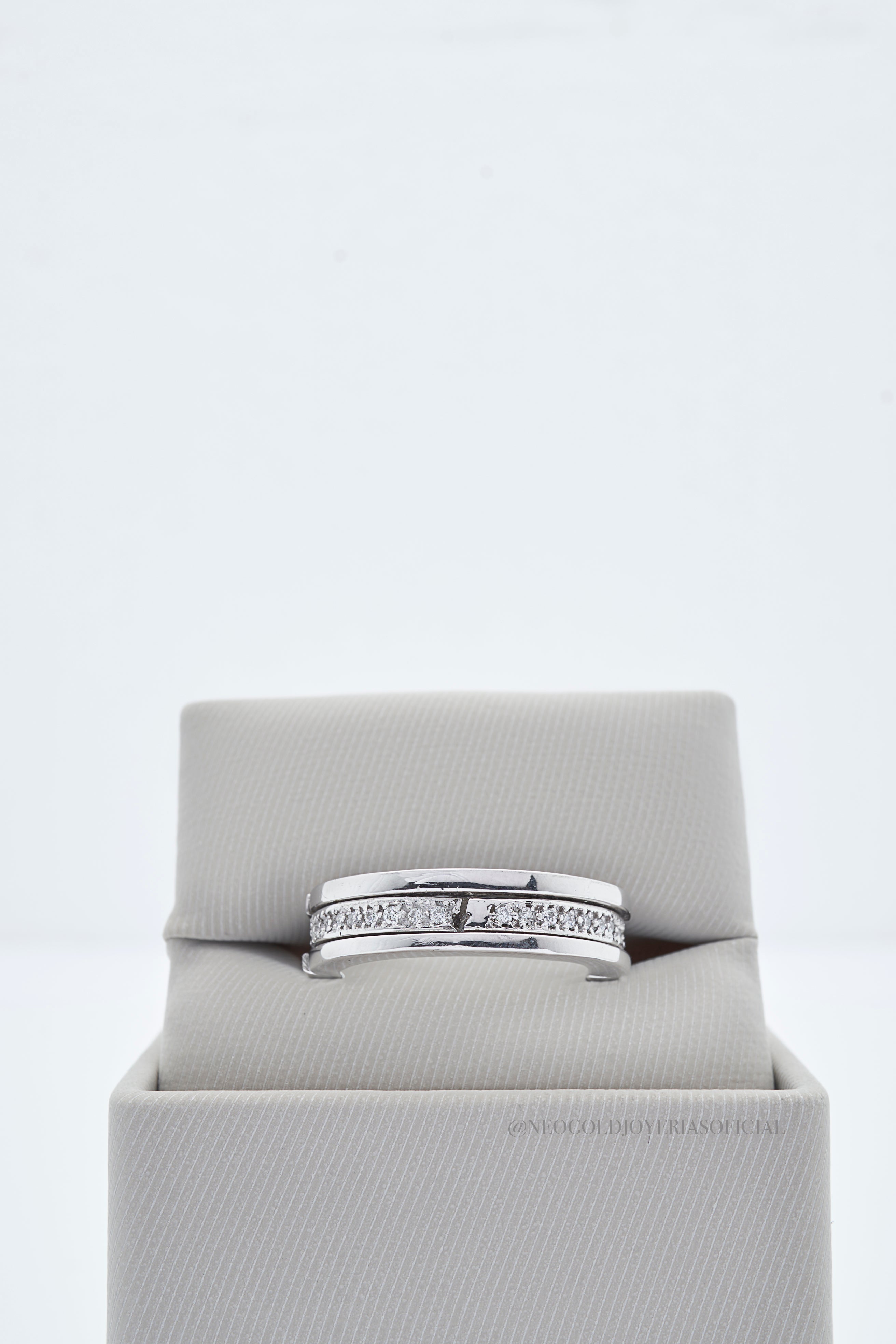 ANILLO OB / DIAMANTES - REF 013207