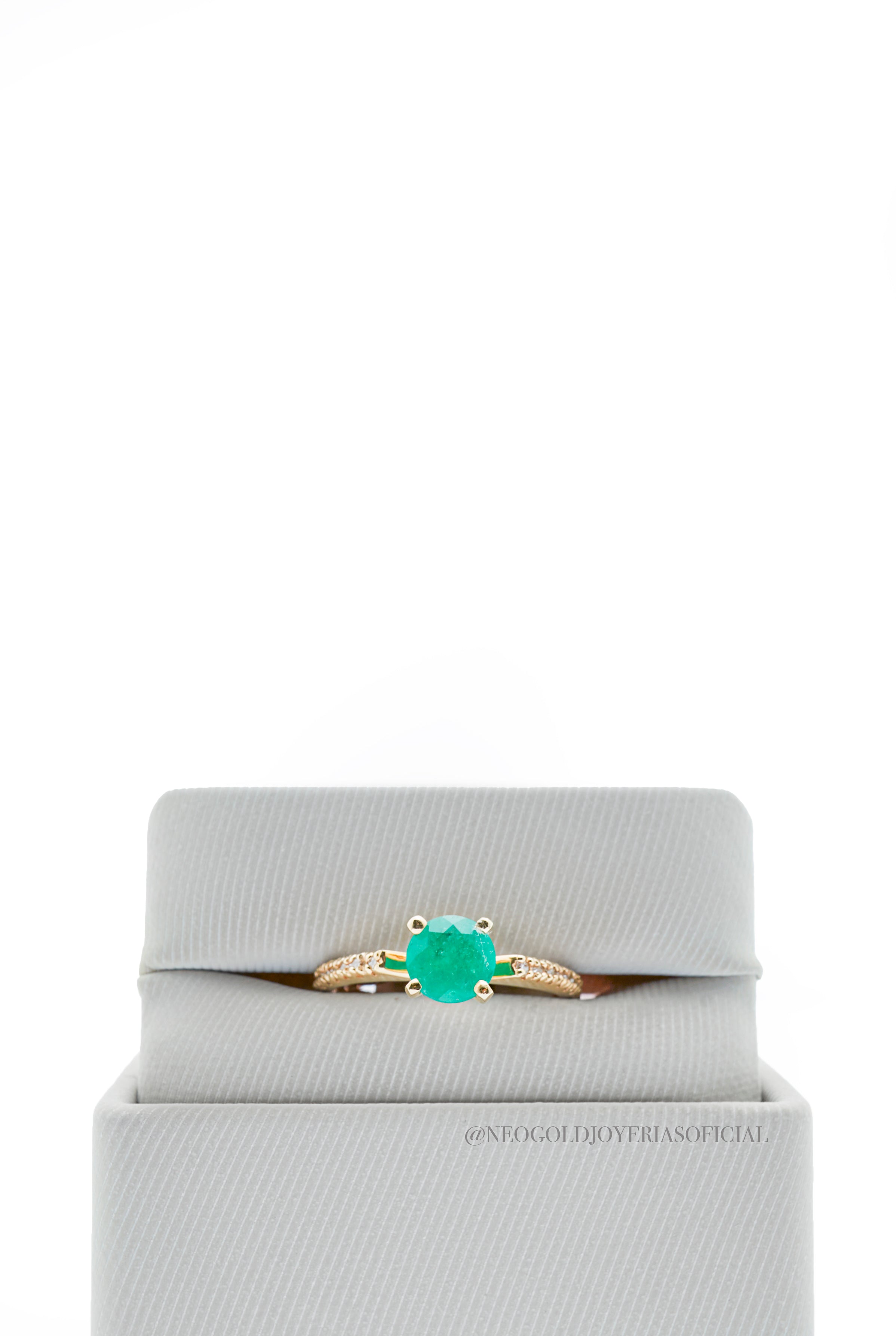 ANILLO OA / ESMERALDA - REF 013393