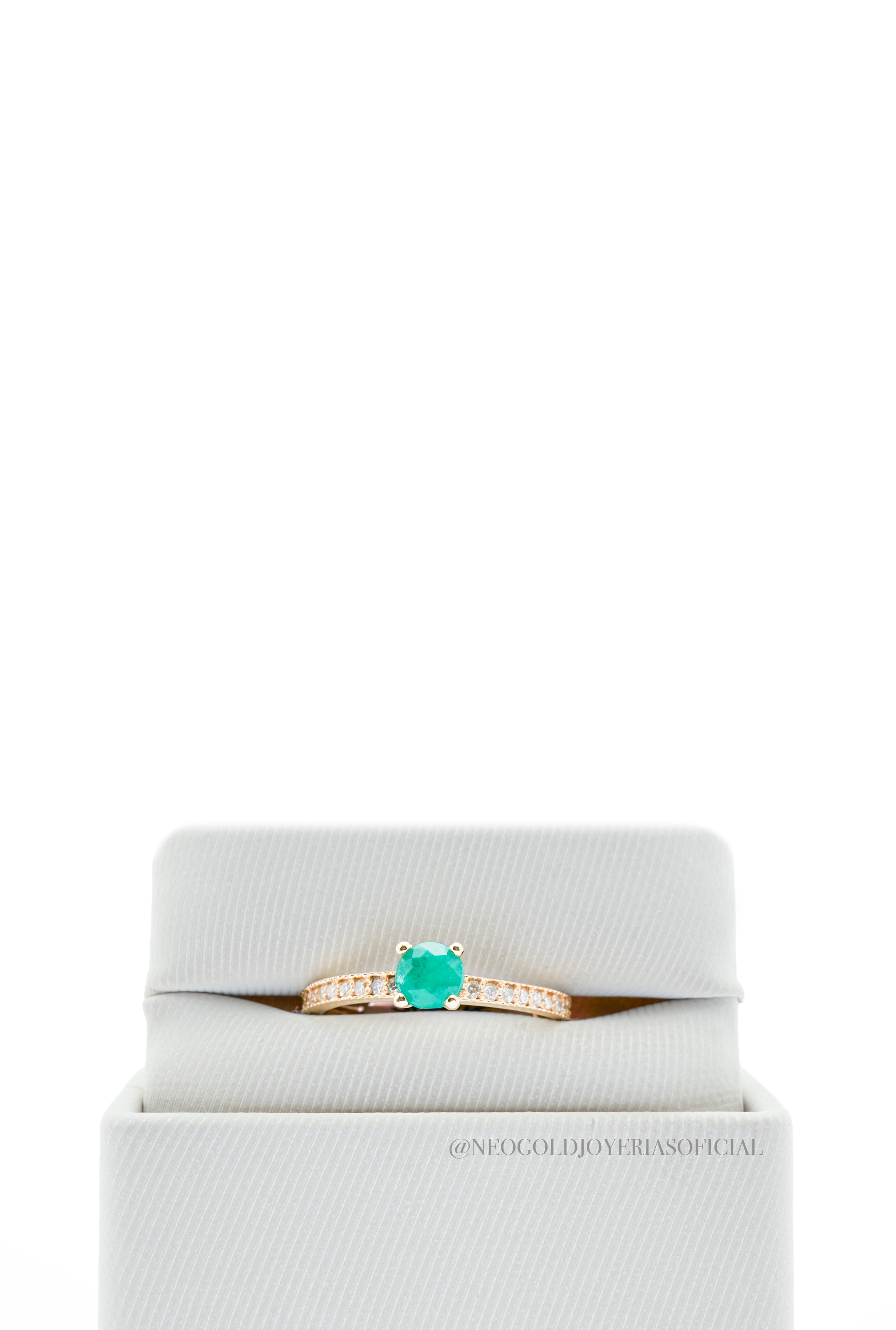 ANILLO OA / ESMERALDA / DIAMANTES - REF 013395