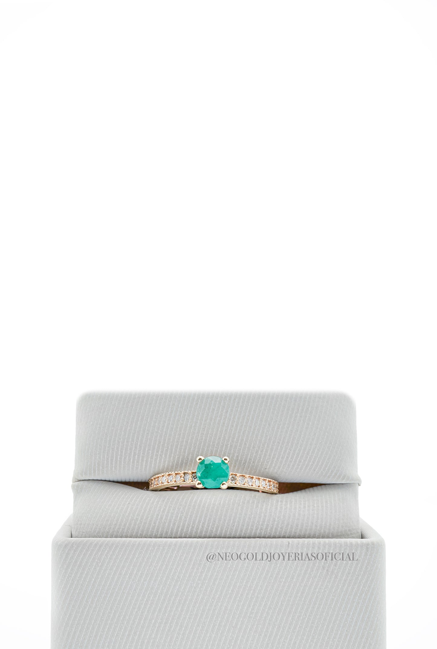 ANILLO OA / ESMERALDA / DIAMANTES - REF 013395