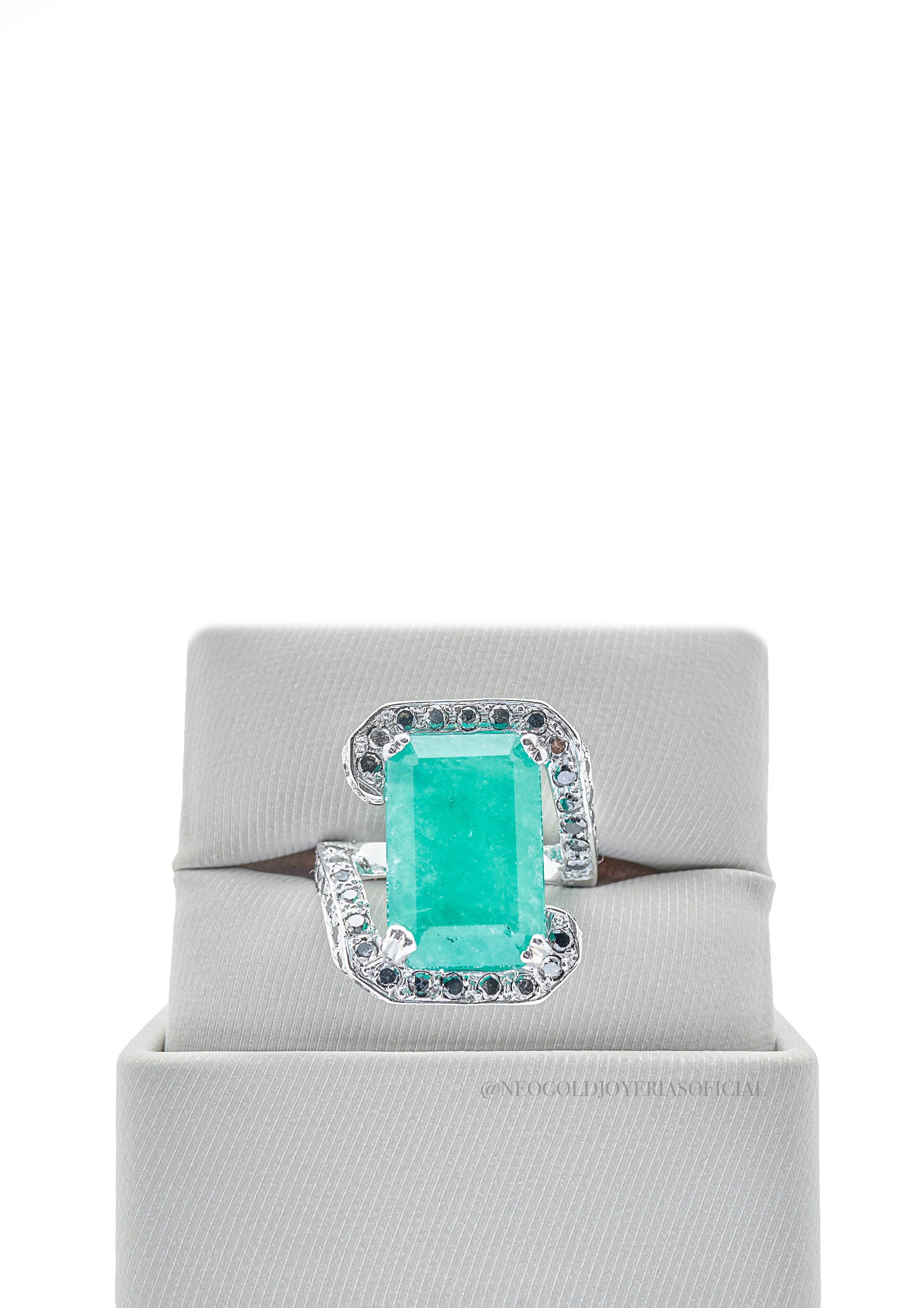 ANILLO OB / ESMERALDA / DIAMANTE NEGRO - REF 014125