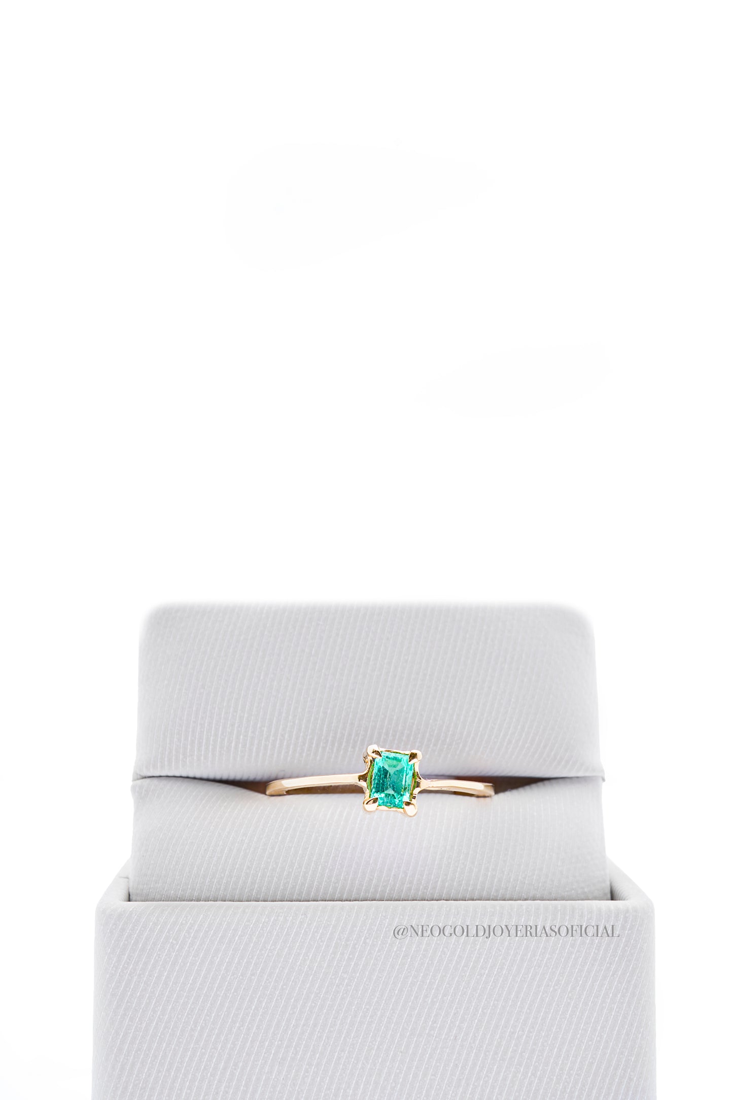 ANILLO OA / ESMERALDA - REF 014546