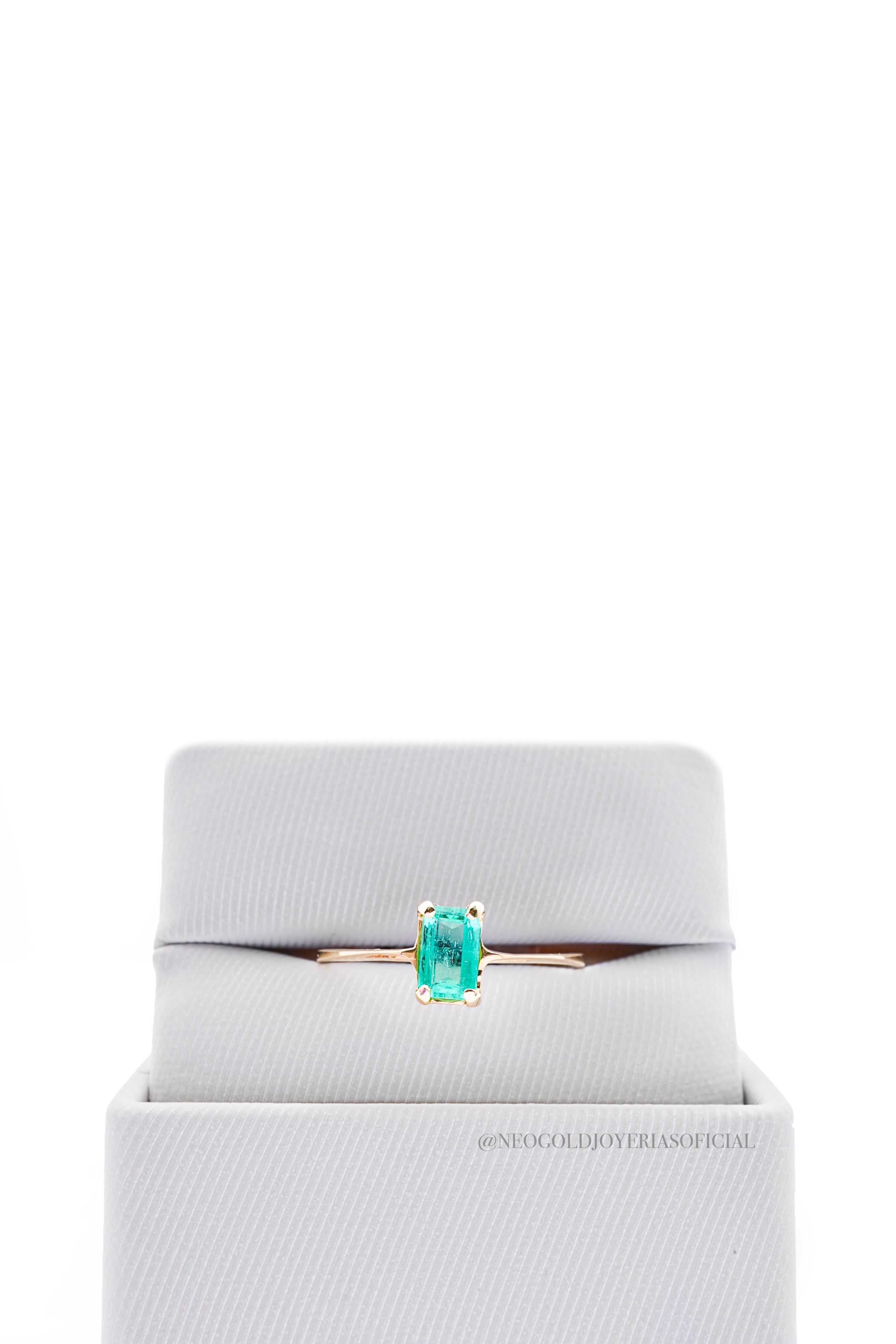 ANILLO OA / ESMERALDA - REF 014549