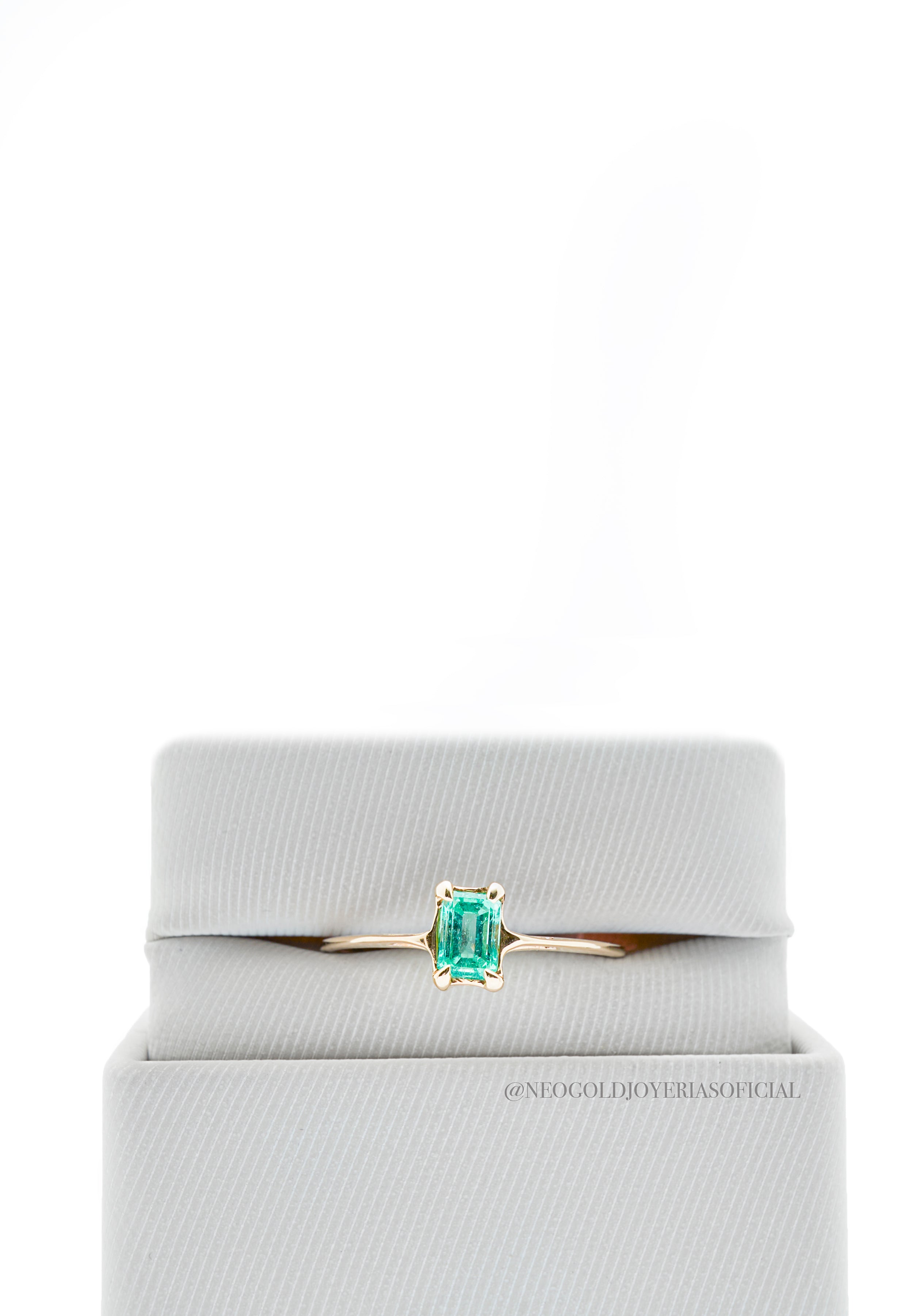 ANILLO OA / ESMERALDA - REF 014564