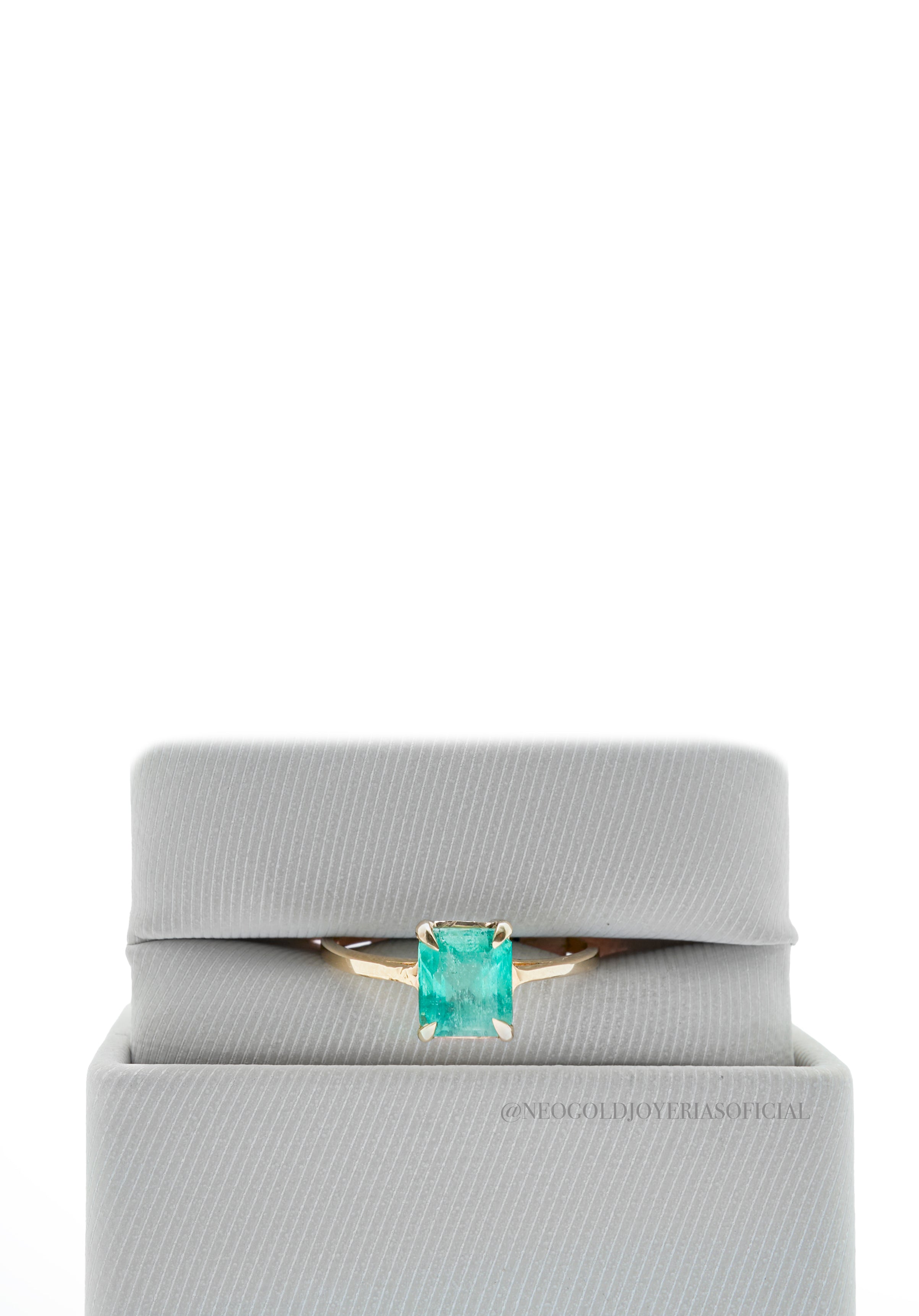 ANILLO OA / ESMERALDA - REF 014567