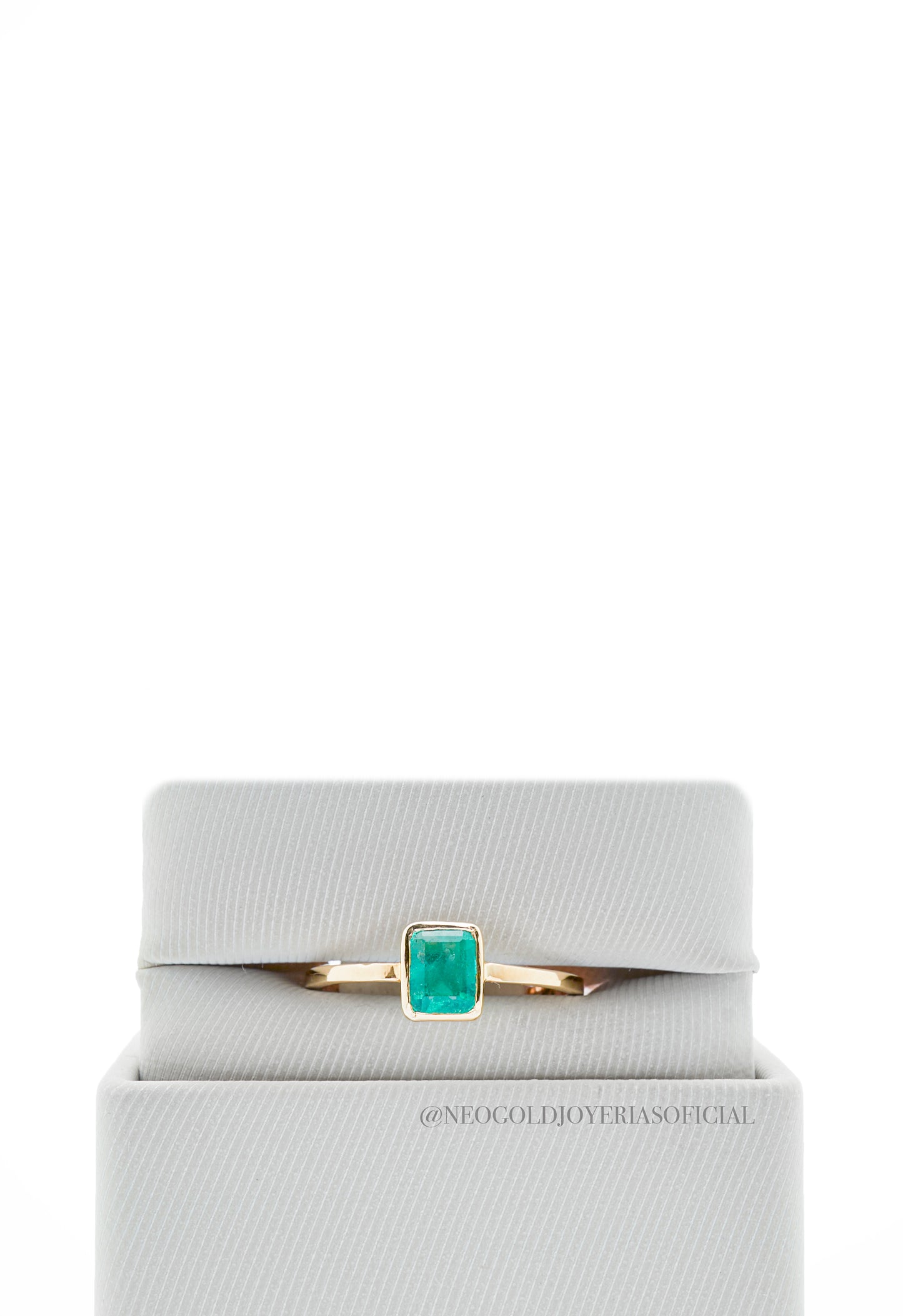 ANILLO OA / ESMERALDA - REF 014568