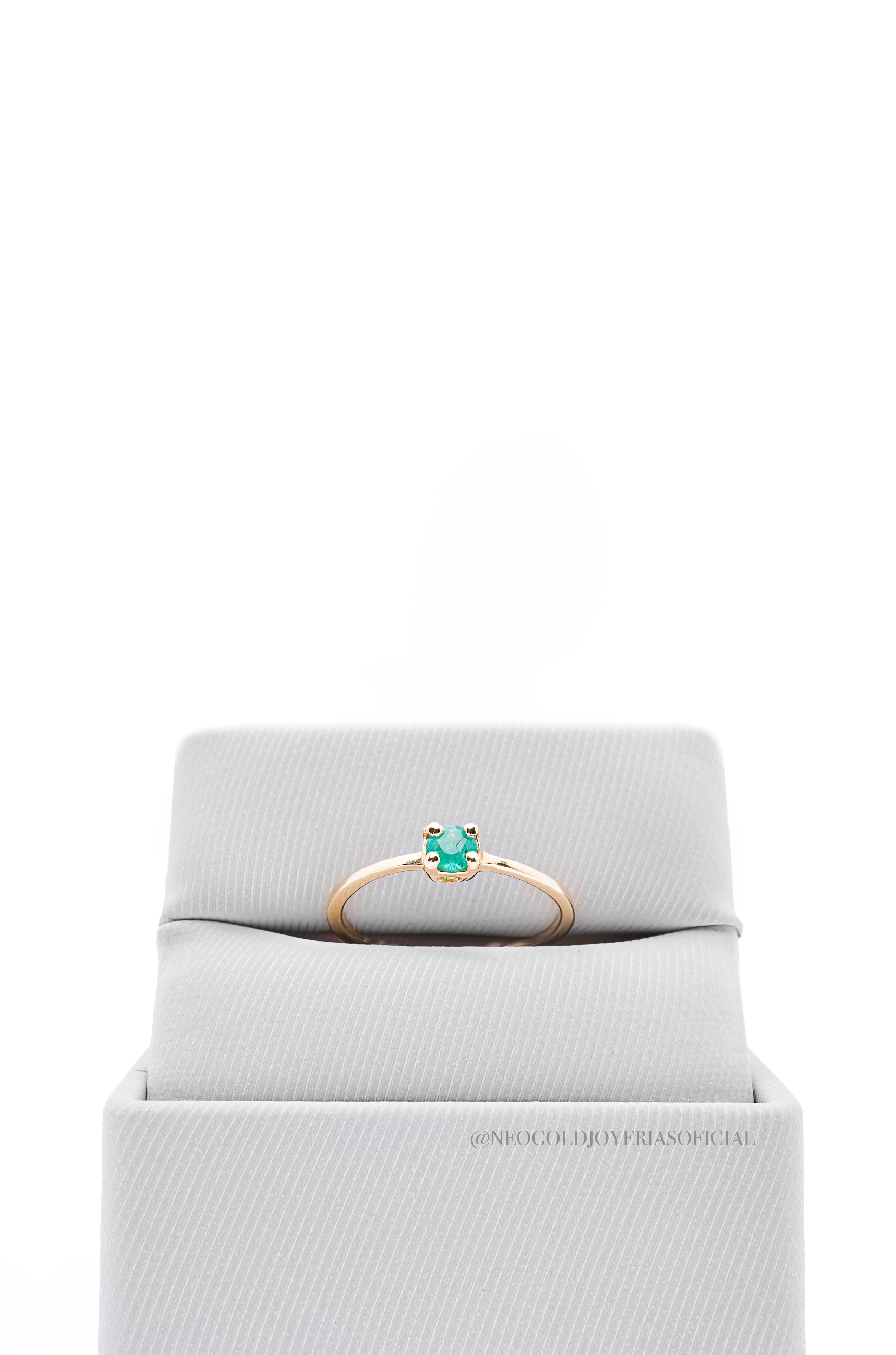 ANILLO OA ESMERALDA - REF 014571