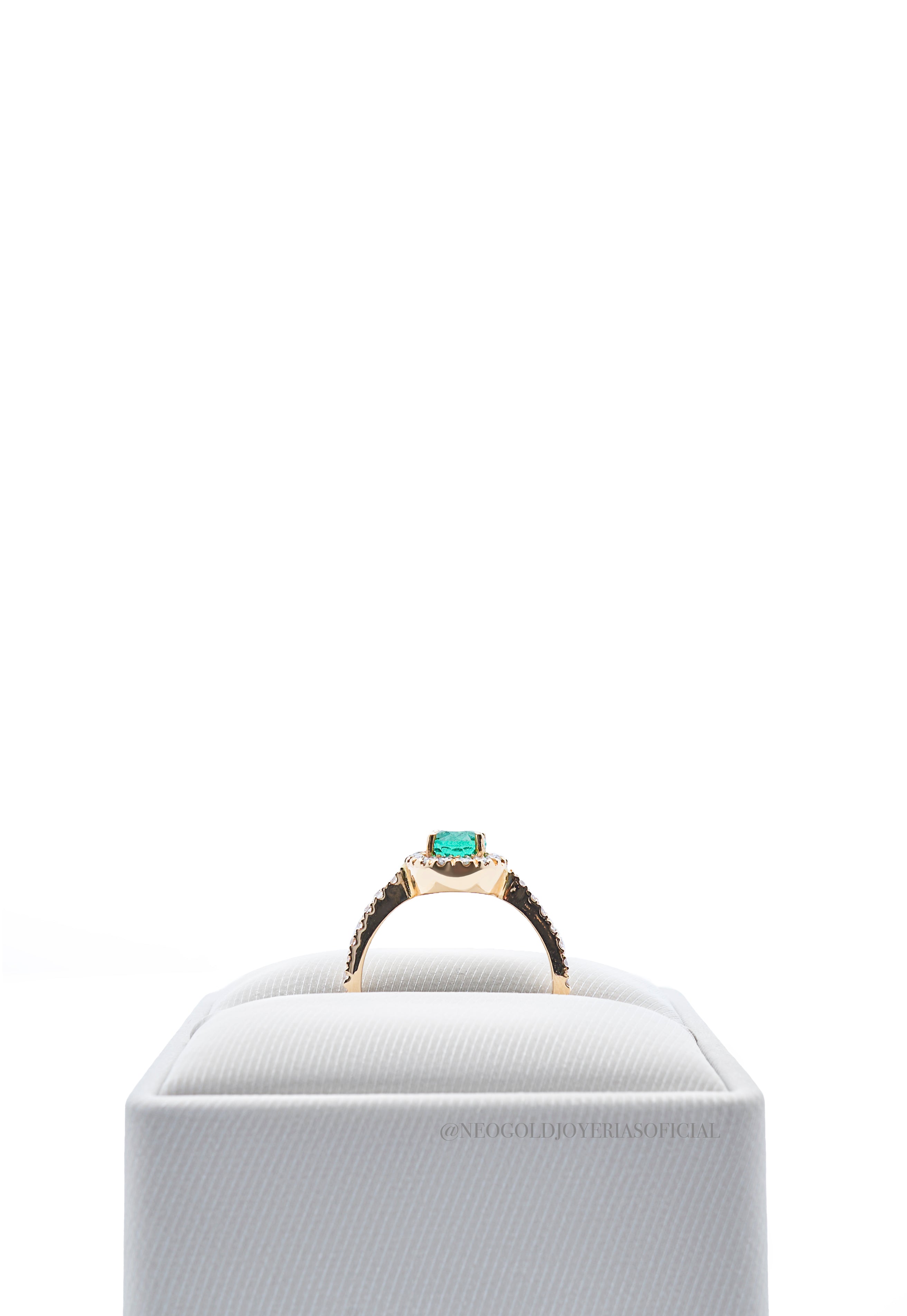 ANILLO OA / ESMERALDA / DIAMANTES - REF 014857