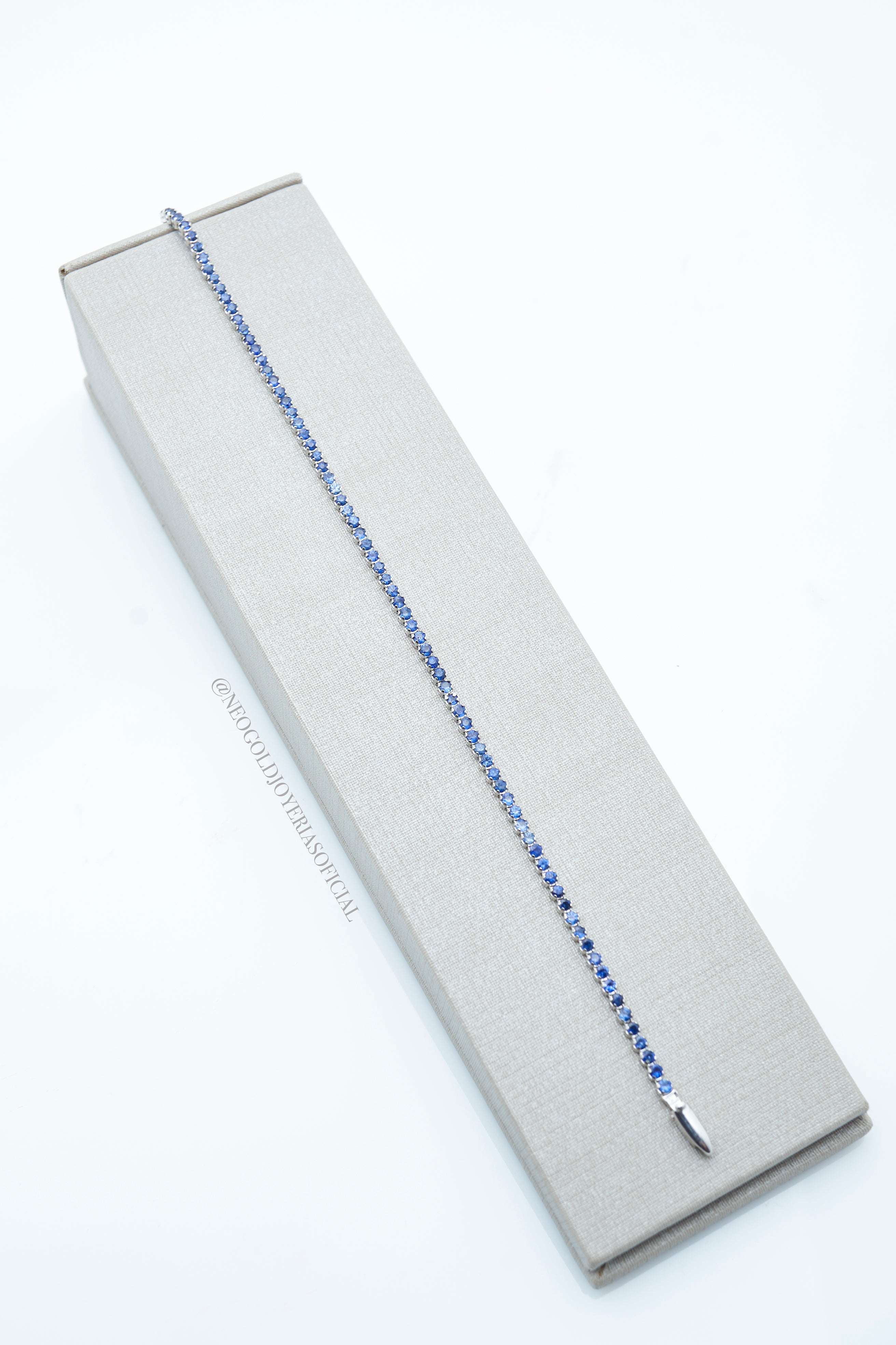 PULSERA TENNIS OB 18K, ZAFIROS AZULES NATURALES REF 009195