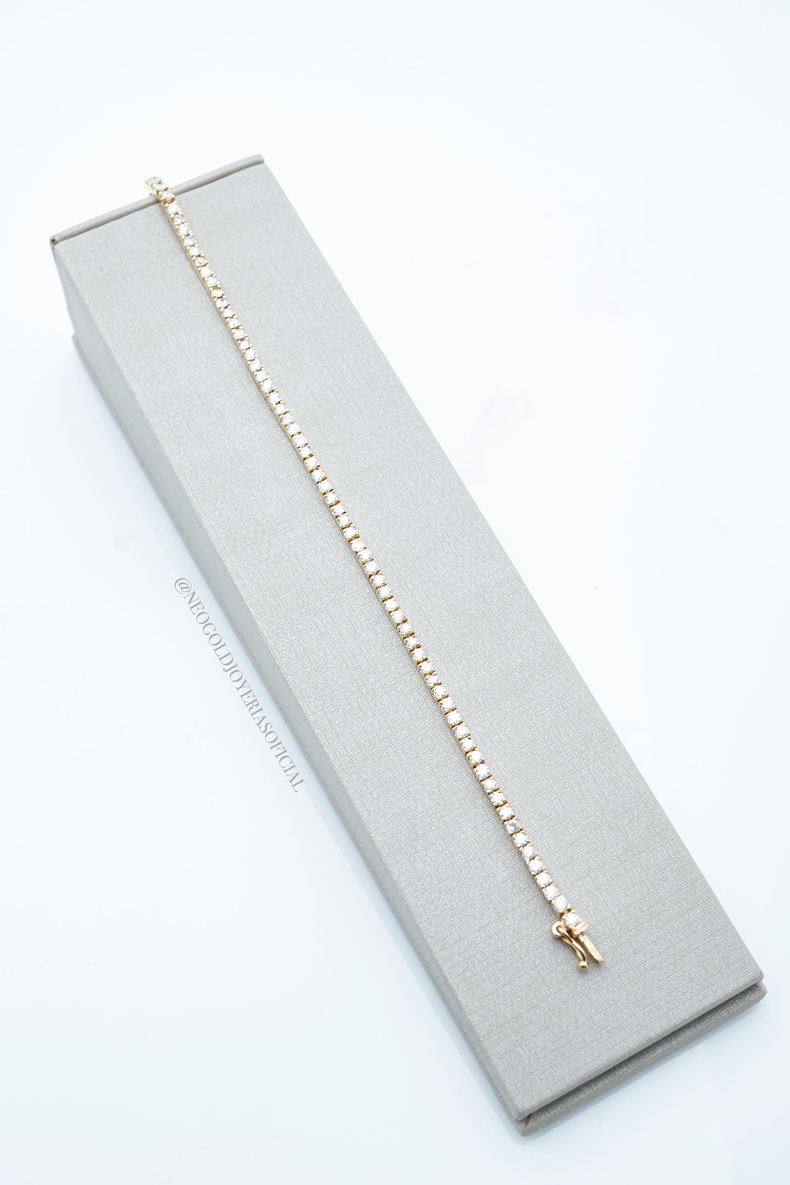 PULSERA TENNIS OA 18K, DIAMANTES NATURALES REF 009427