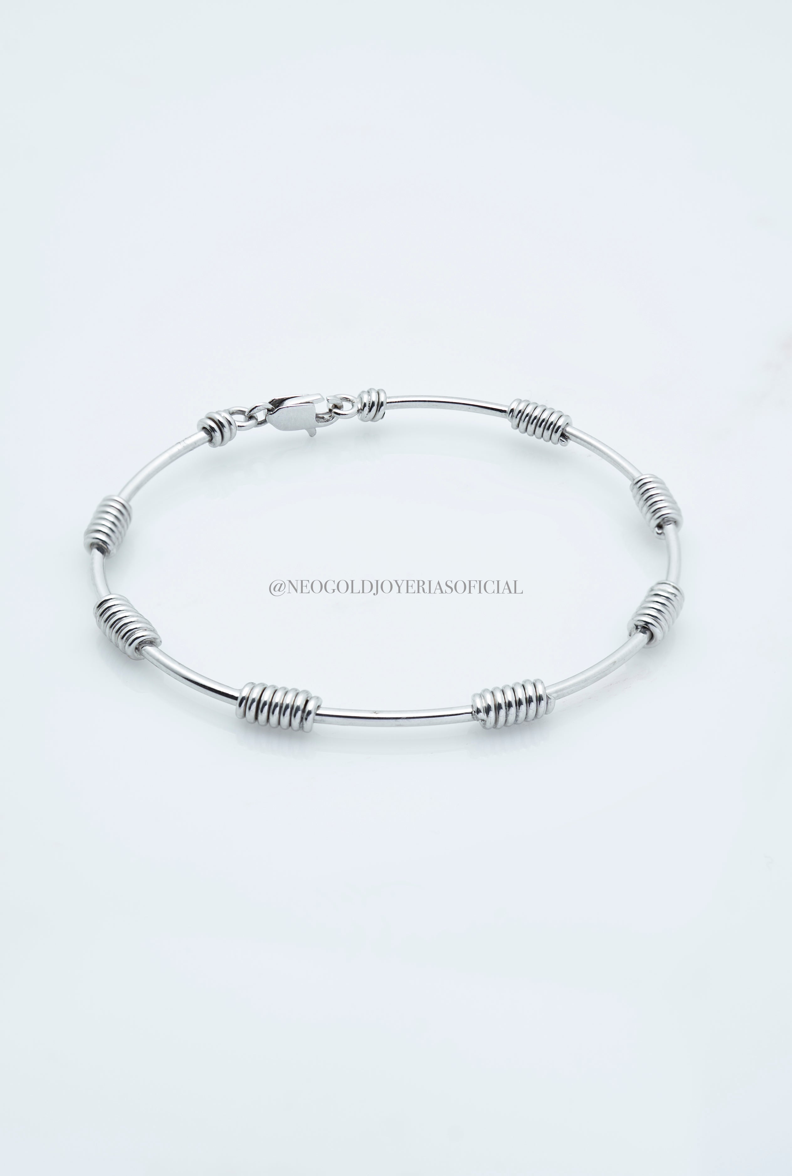 ARO OB 18K 7 NUDOS  REF 009478