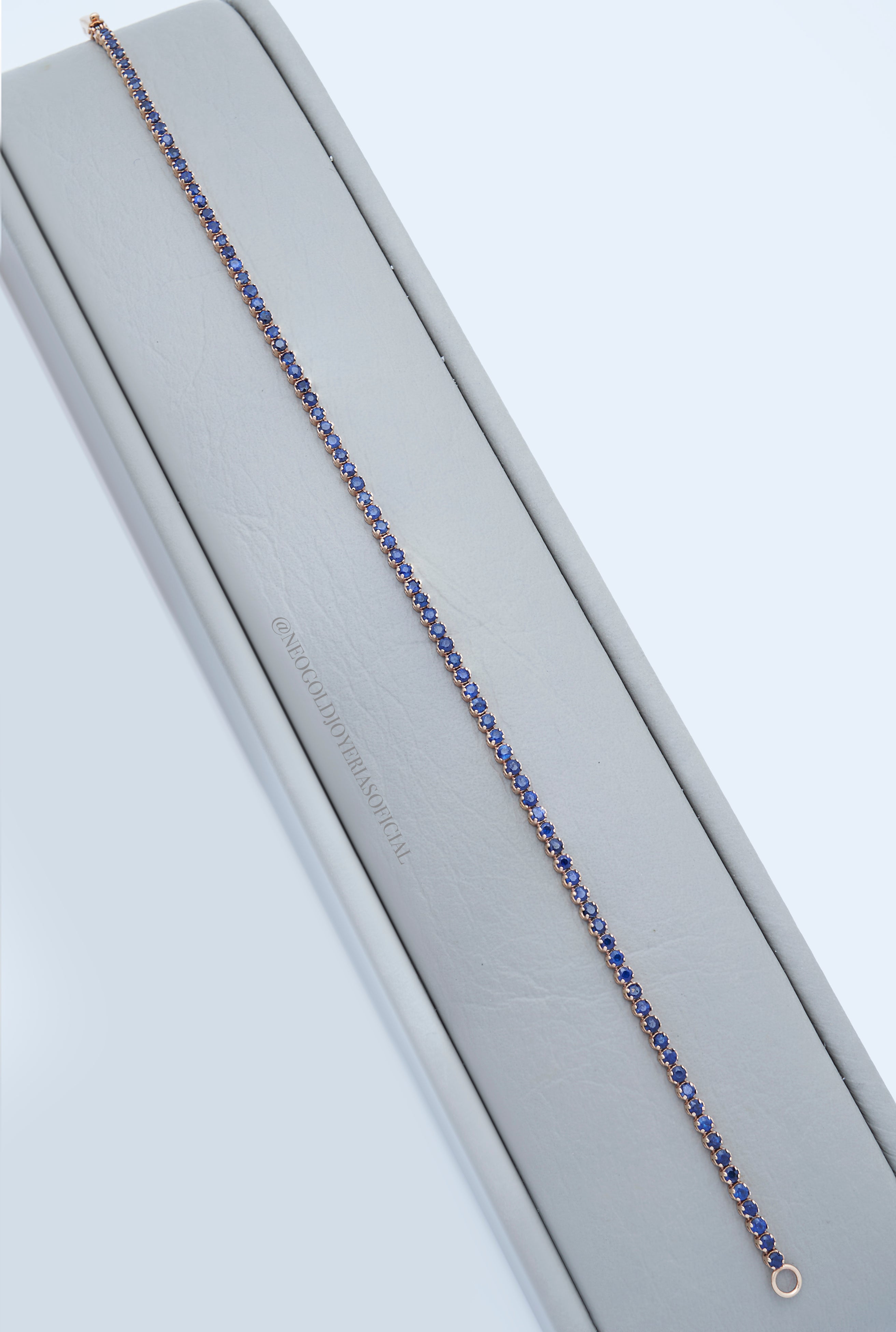 PULSERA TENNIS OR 18K CON ZAFIROS AZULES NATURALES REF 013498