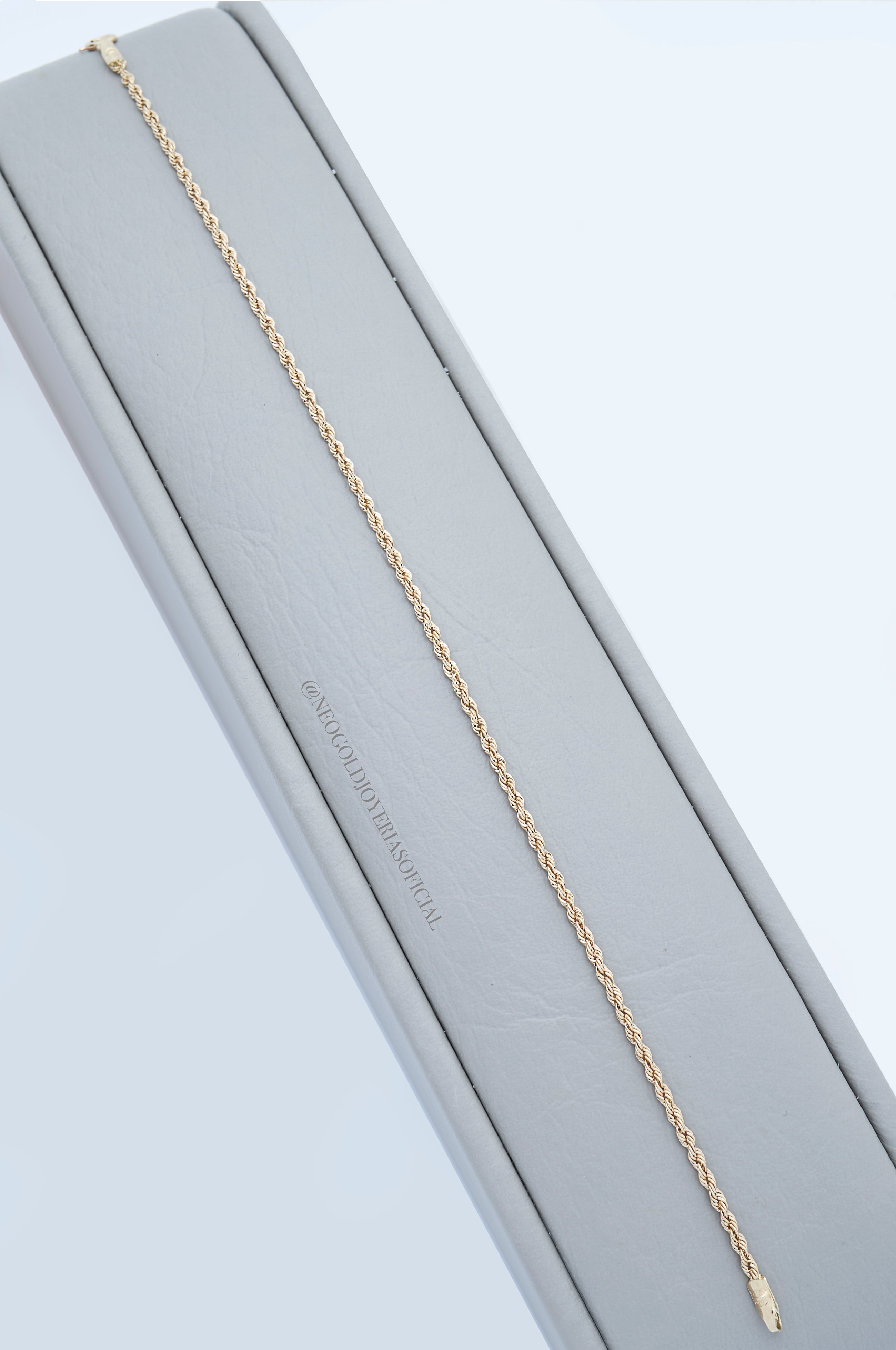 PULSERA LAZO OA 18K REF 014701