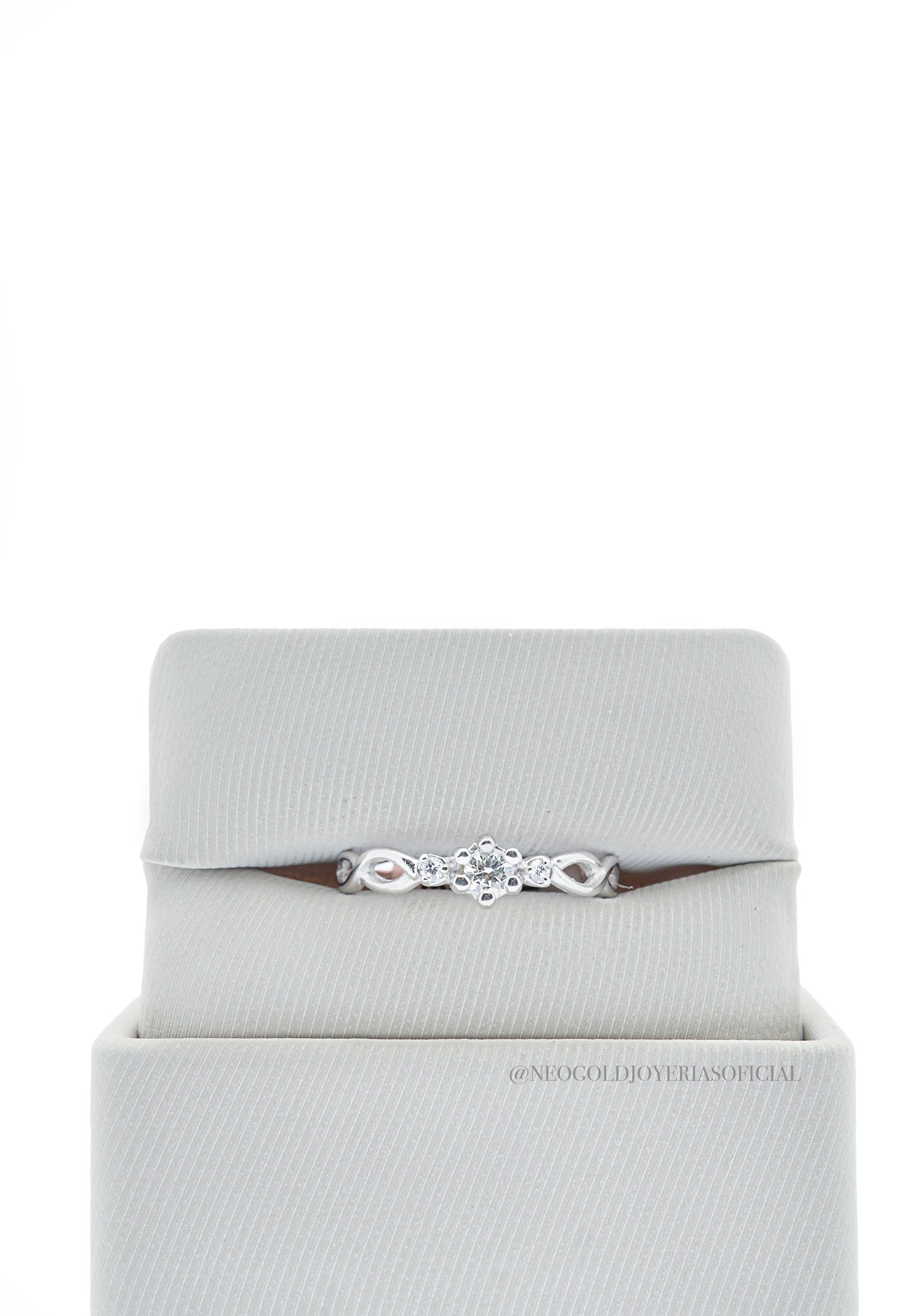 ANILLO OB / DIAMANTES - REF 005784