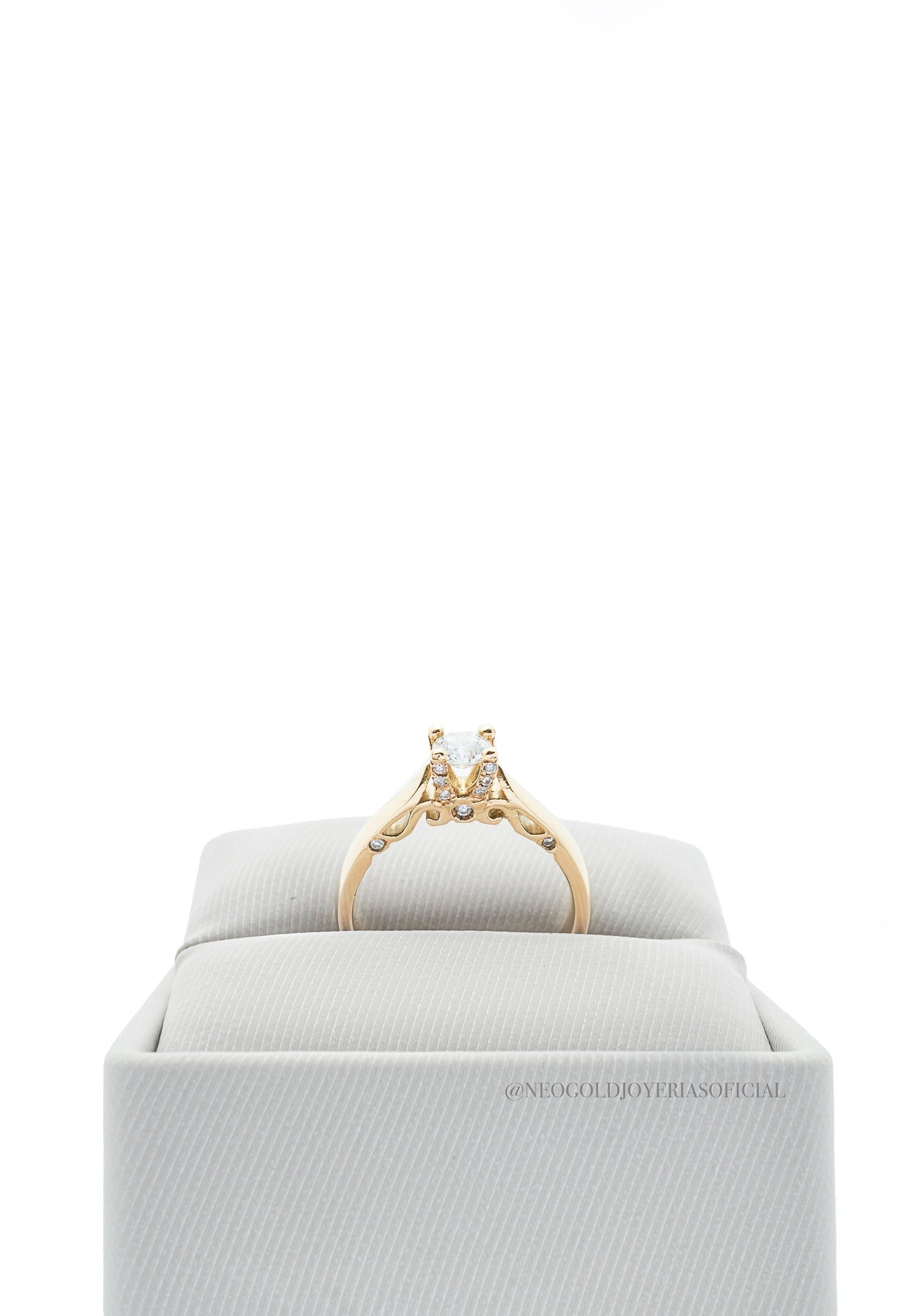 ANILLO OA / DIAMANTES - REF 010900